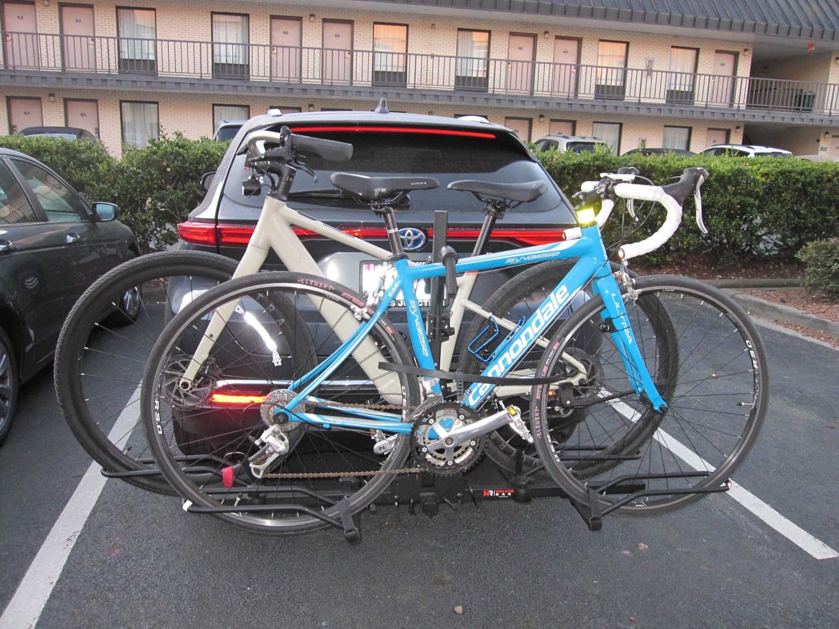 Hollywood Racks Trail Rider 2-Bike Hitch Rack customer photo 1