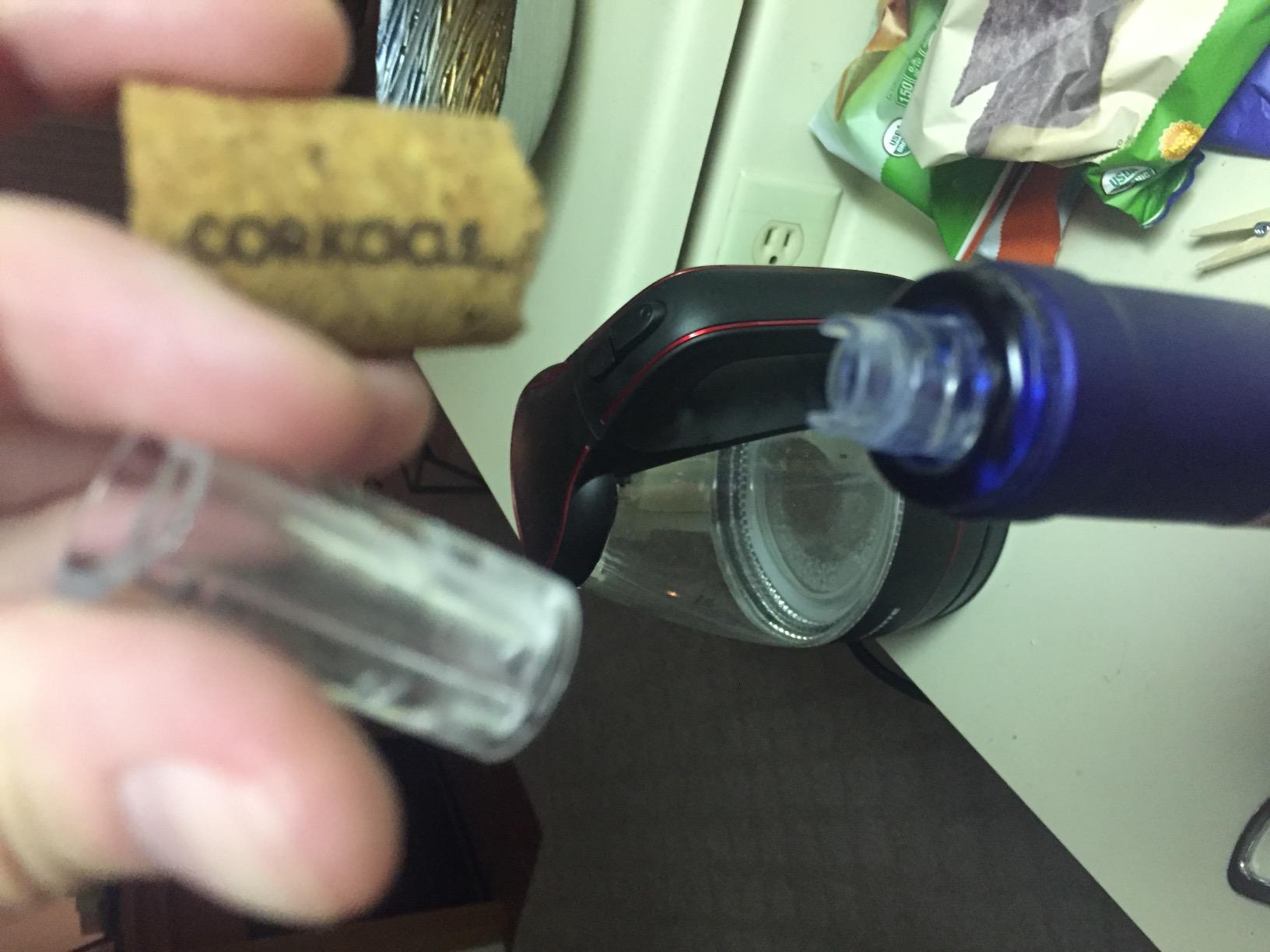 Corkcicle Air Wine Chiller and Pour-Through Aerator for Red and White Wine | Reds Chilled in 15, Whites Cold 1 Hour, Built-In Aerator, Flavor & Aroma Boost, Freeze for 90 Min, No Ice or Dilution customer photo 2