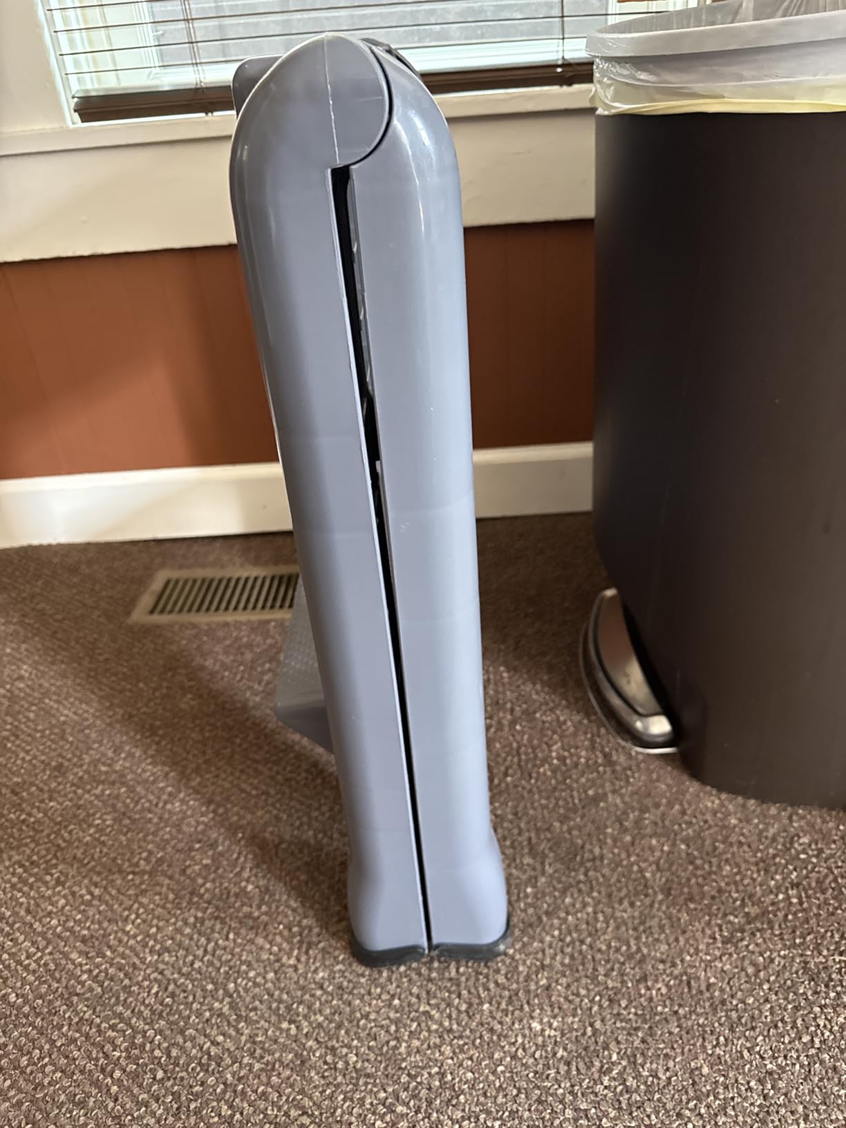 Rubbermaid Two-Step Folding Foot Stool 14-Inch High Gray 300-Pound Capacity customer photo 2