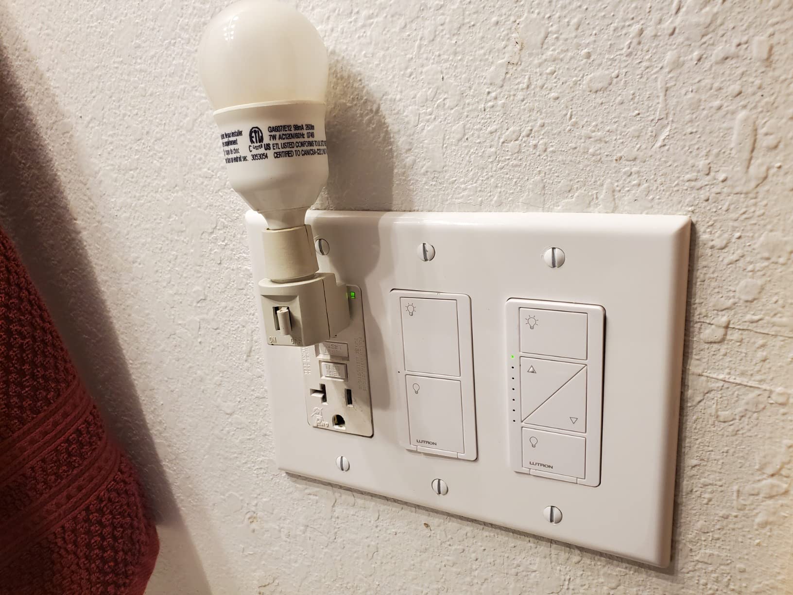 Lutron Caseta Smart Dimmer Switch (Smart Hub Required), No Neutral Required, for Dimmable LED Lights, 150 Watt, Single-Pole/3-Way, PD-6WCL-WH, White customer photo 1