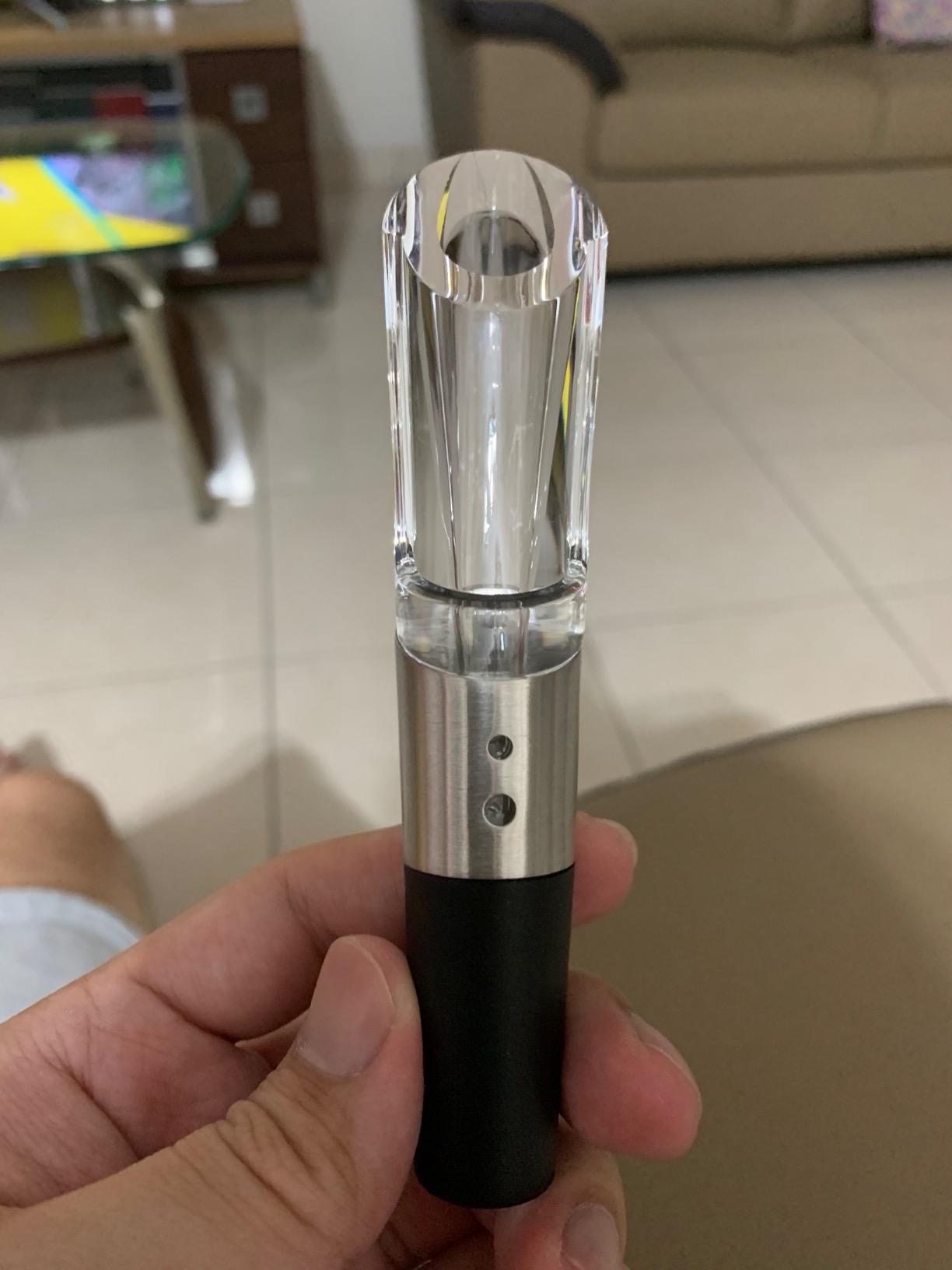 Rabbit Wine Aerator Pourer Spout - Instant In-Bottle Aerating for Richer, Smoother Wine - Dripless Pour Spout for Red and White Wine customer photo 2