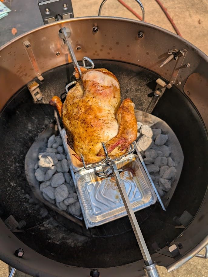 Weber Original Kettle Premium Charcoal Grill, 22-Inch, Black customer photo 1