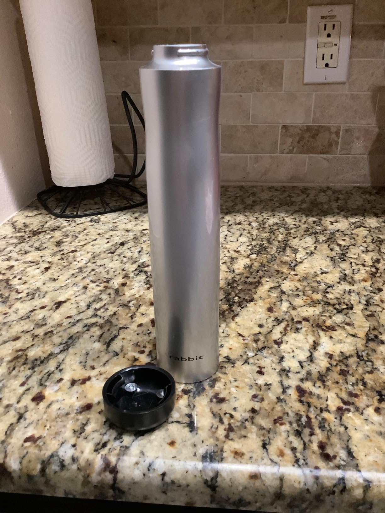 Rabbit Automatic Electric Corkscrew Wine Opener, Cordless Rechargeable, One-Touch Operation, Sleek Shiny Black Finish, Easy to Use for Wine Lovers customer photo 1