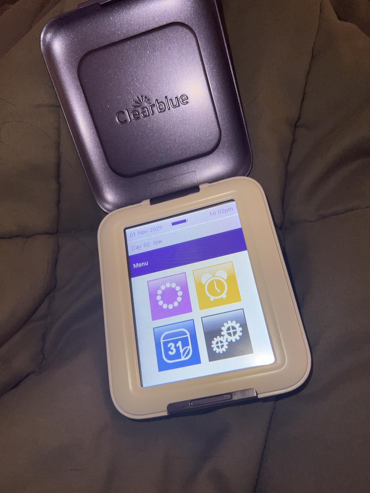 Clearblue Fertility Monitor, 1 Touch-Screen Monitor, 1 Ct customer photo 1