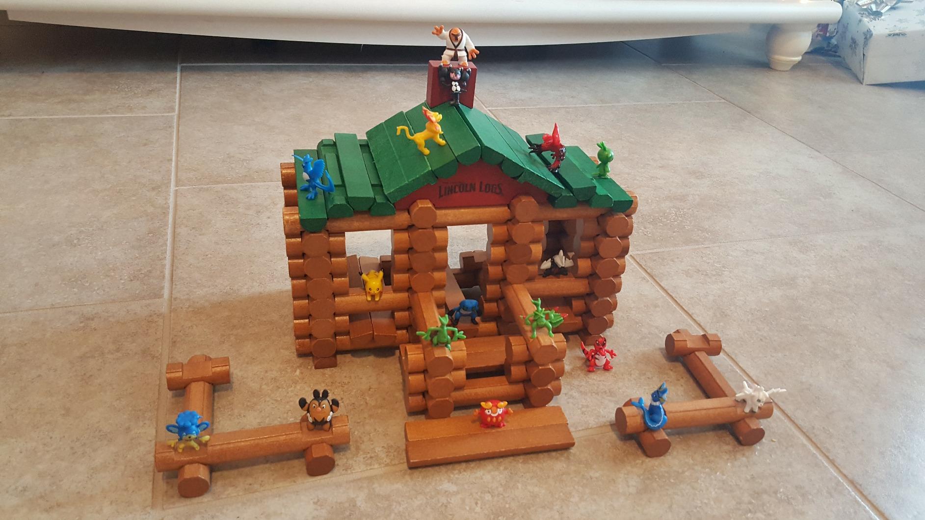 Lincoln Logs 100th Anniversary Tin customer photo 2