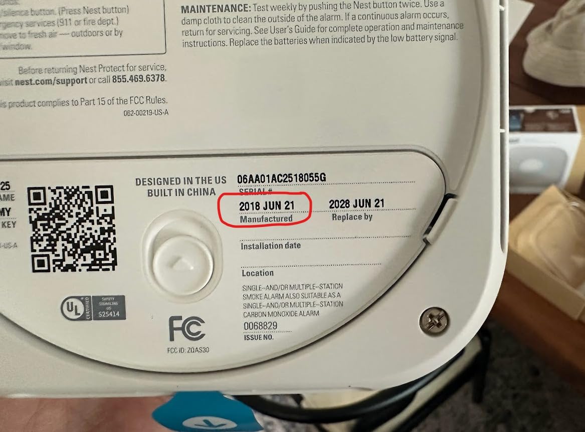 Google Nest Protect - Smoke Alarm - Smoke Detector and Carbon Monoxide Detector - Battery Operated, White - S3000BWES customer photo 2