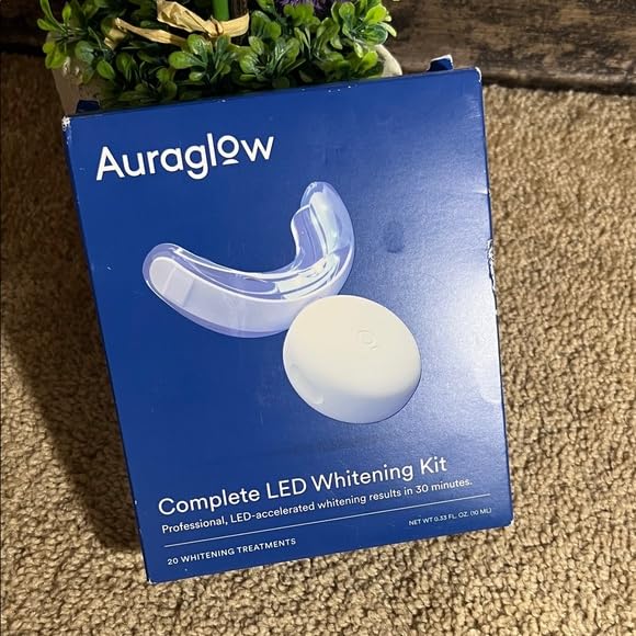 Auraglow Teeth Whitening Kit, LED Accelerator Light, 35% Carbamide Peroxide Teeth Whitening Gel, 20+ Whitening Treatments, Whitens up to 10 Shades in 7 Days customer photo 2