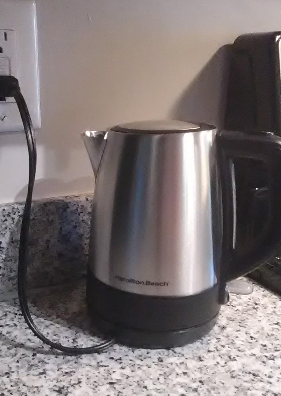 Hamilton Beach 1 Liter Electric Tea Kettle, Water Boiler & Heater | Fast Boiling 1500 Watts | BPA Free | Cordless Serving | Auto-Shutoff & Boil-Dry Protection | Mesh Filter | Stainless Steel customer photo 2