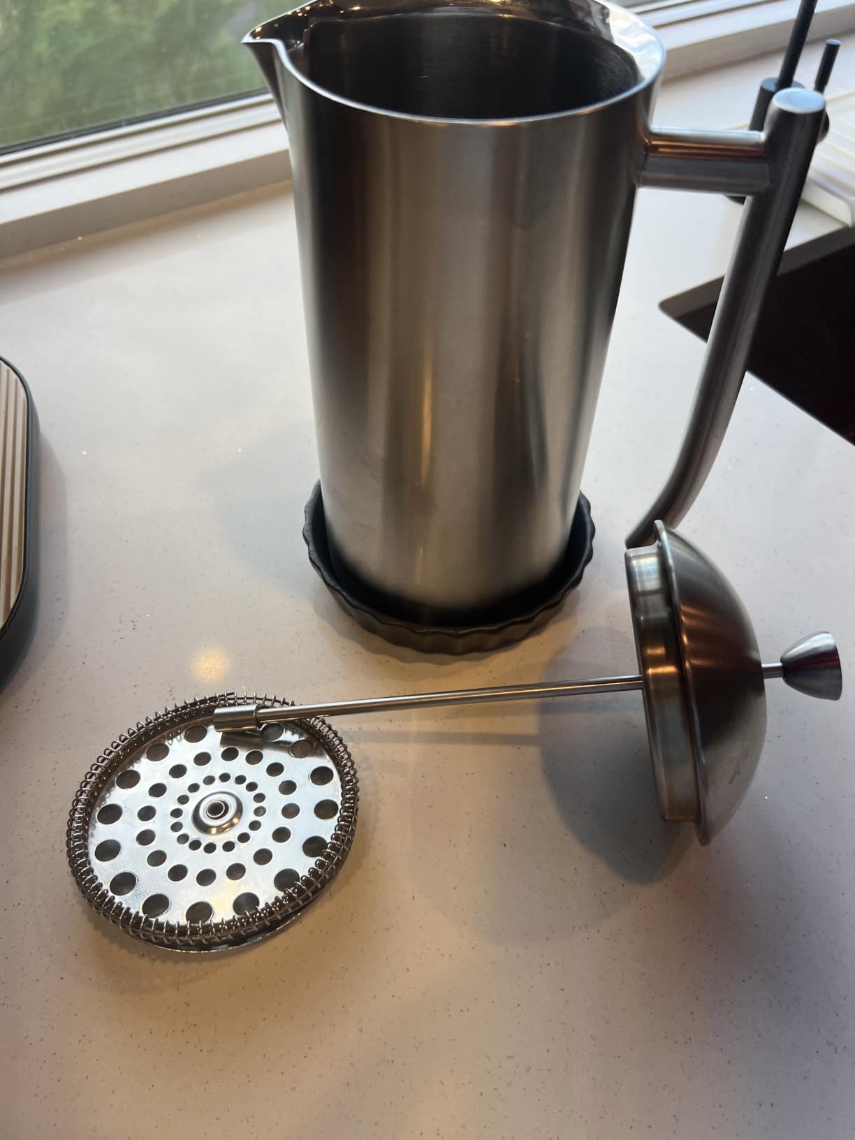 Frieling USA Double-Walled Stainless-Steel French Press Coffee Maker, Brushed, 36 Ounces customer photo 2
