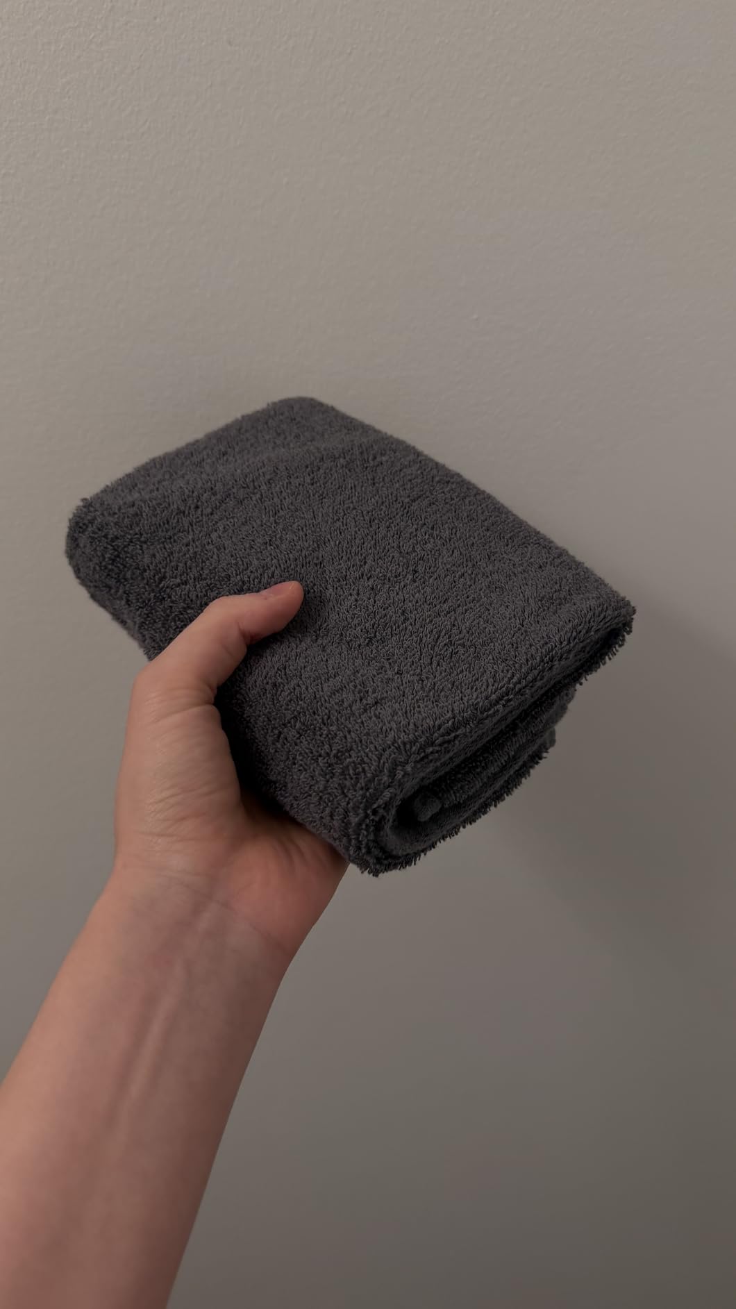 Luxury White Hand Towels - Soft 100% Turkish Cotton | Highly Absorbent Hotel spa Bathroom Towel Collection | 16x30 Inch | Set of 6 customer photo 2