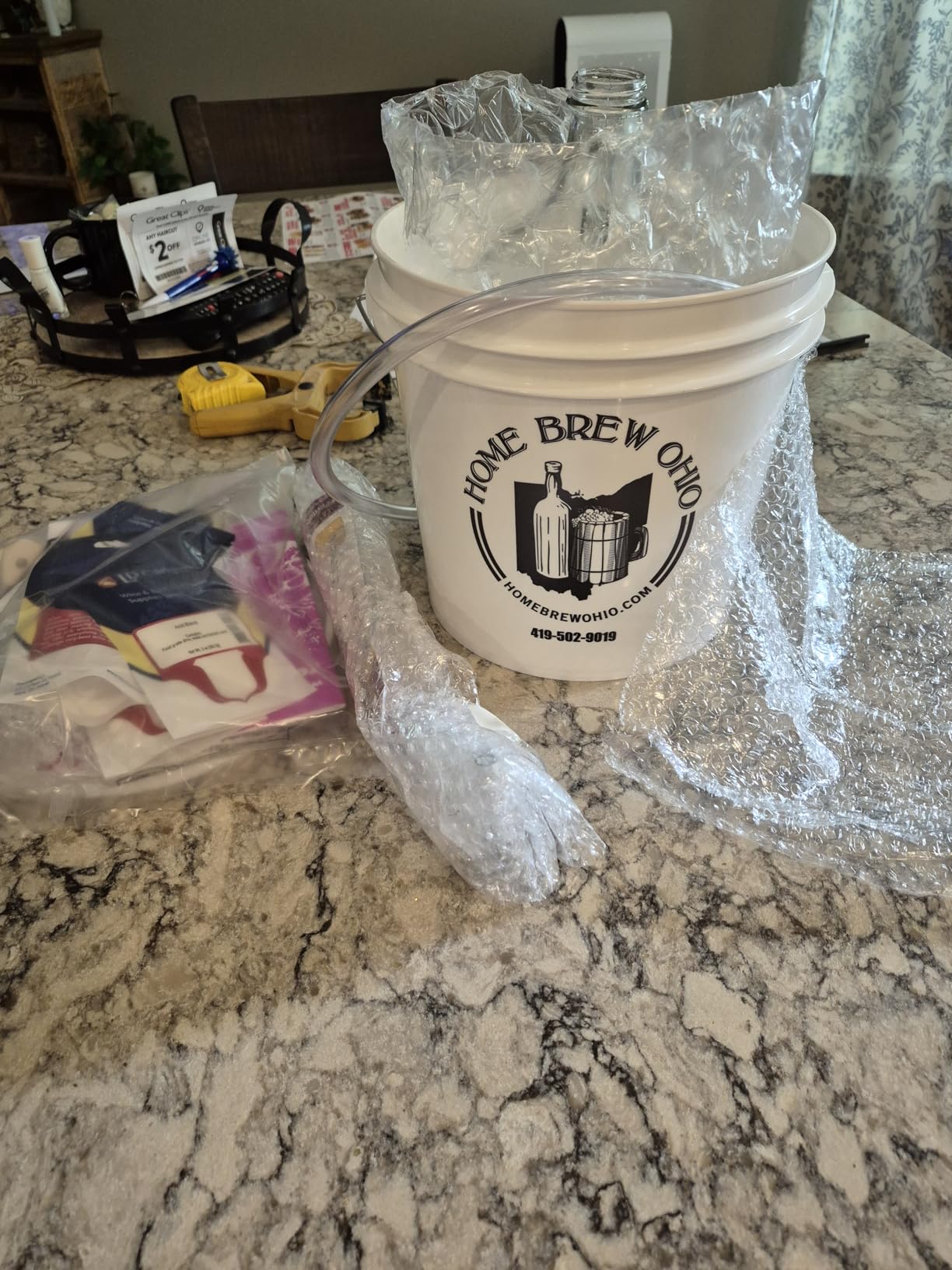 Home Brew Ohio Upgraded 1 Gallon Wine from Fruit Kit - Includes Mini Auto-Siphon customer photo 1