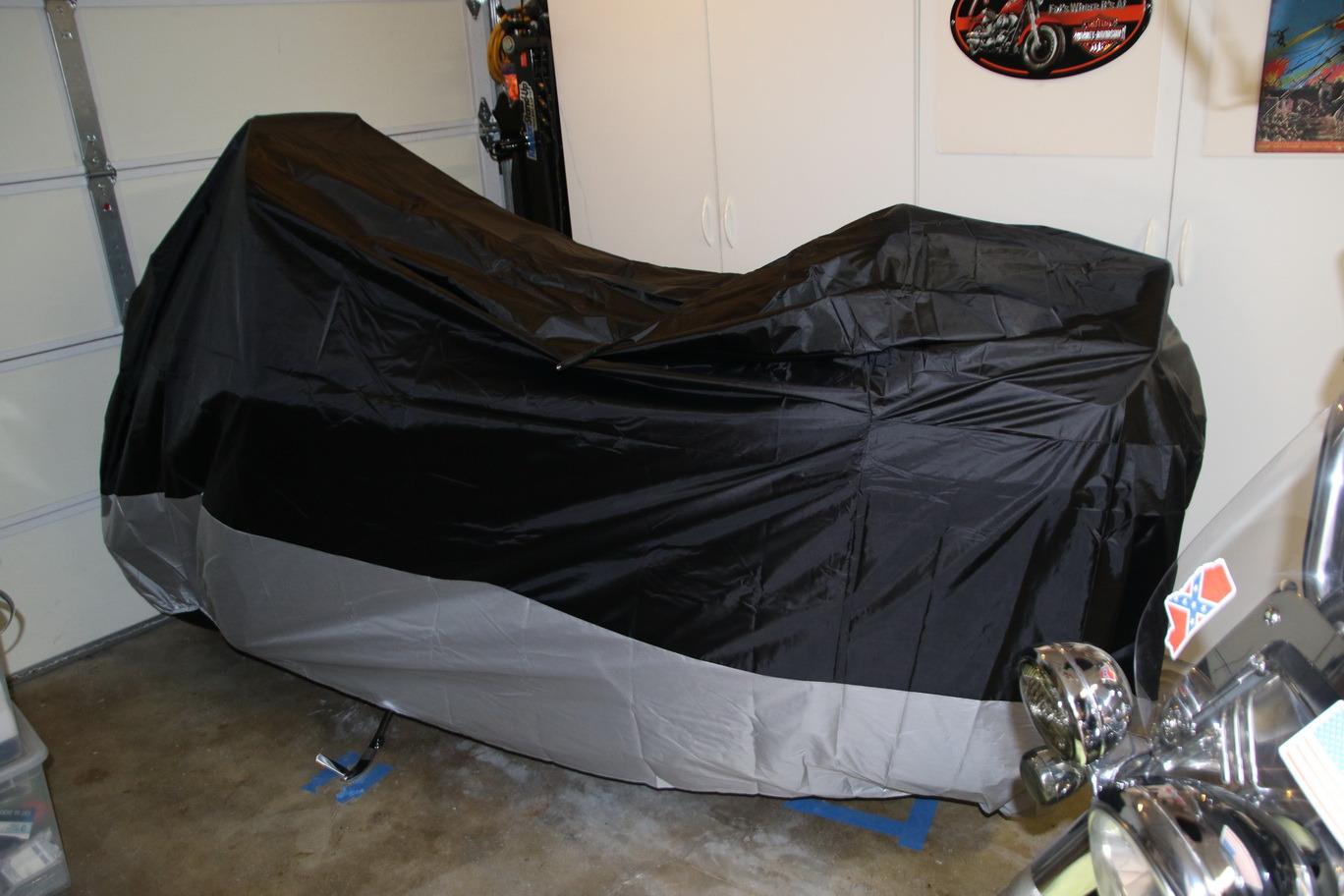 XYZCTEM Motorcycle Cover All Season Waterproof Sun-Proof Outdoor | Fits up to 116'' Motorcycle Covers, Fits for Harley Davidson, Honda, Suzuki, Kawasaki, Yamaha, with Lock Hole, Black&Silver customer photo 2