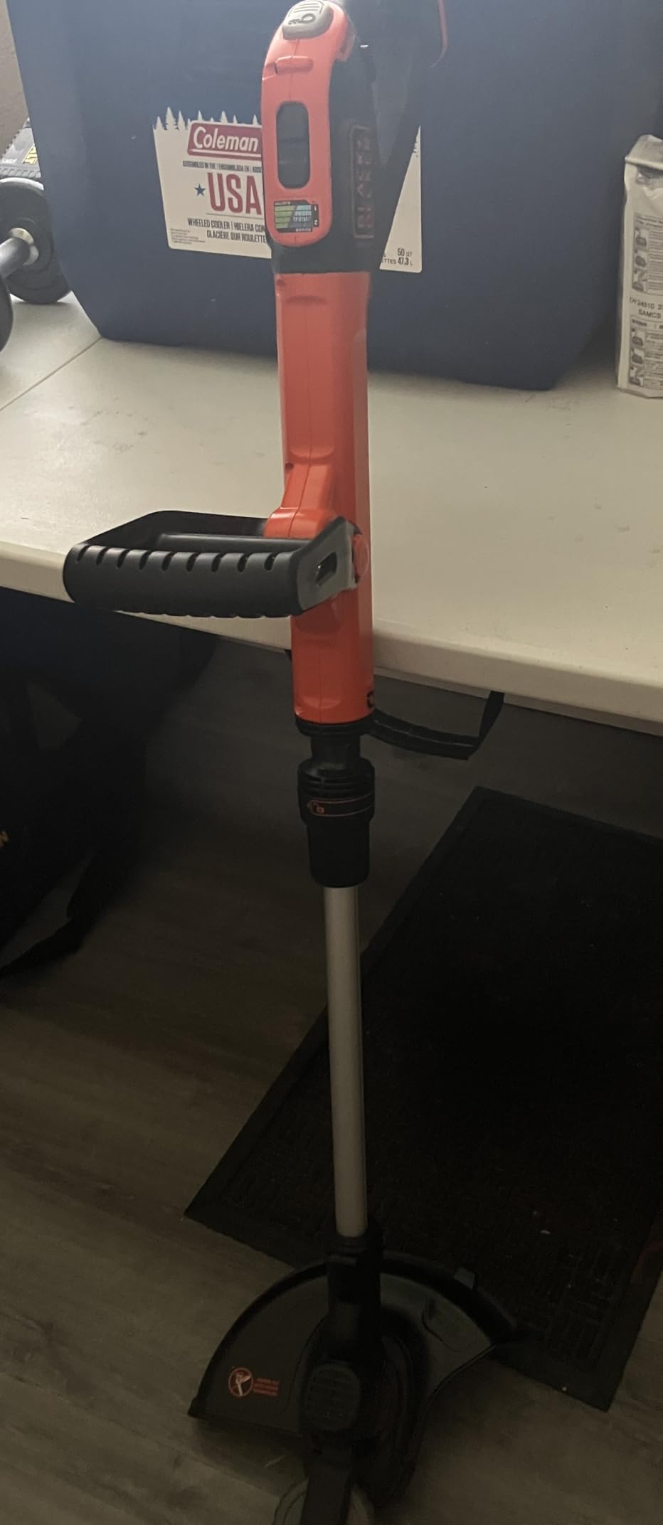 BLACK+DECKER 20V* MAX String Trimmer and Edger, EASYFEED Weed Wacker, 12 Inch Cutting Width, 2 Speed Control Weed Eater, (1) Battery and Charger Included (LSTE523) customer photo 1
