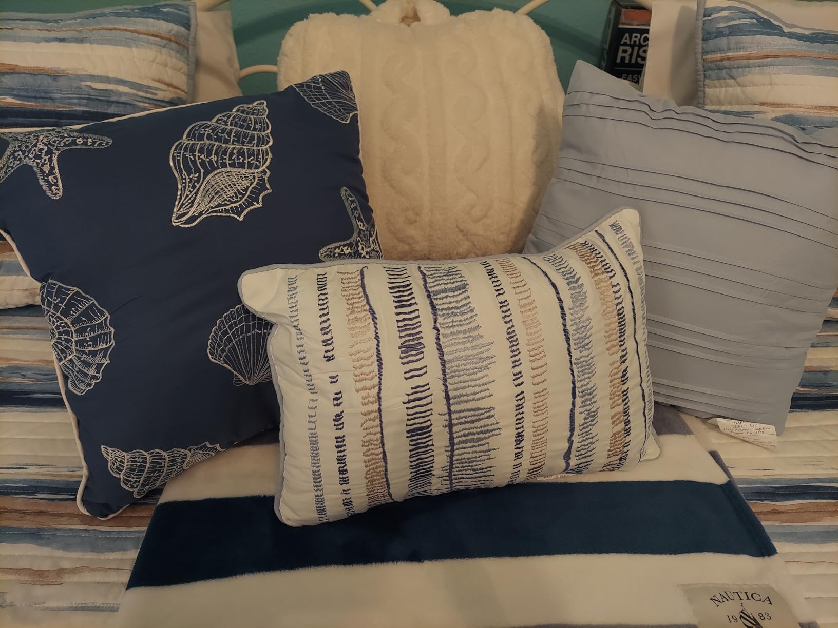 Madison Park Cottage Coastal Quilt Set, 6PC Full/Queen Coverlet Bedspread | All Season Down Alternative, Lightweight Bedding Layer with Shams, Decorative Pillows, Blue/White customer photo 2