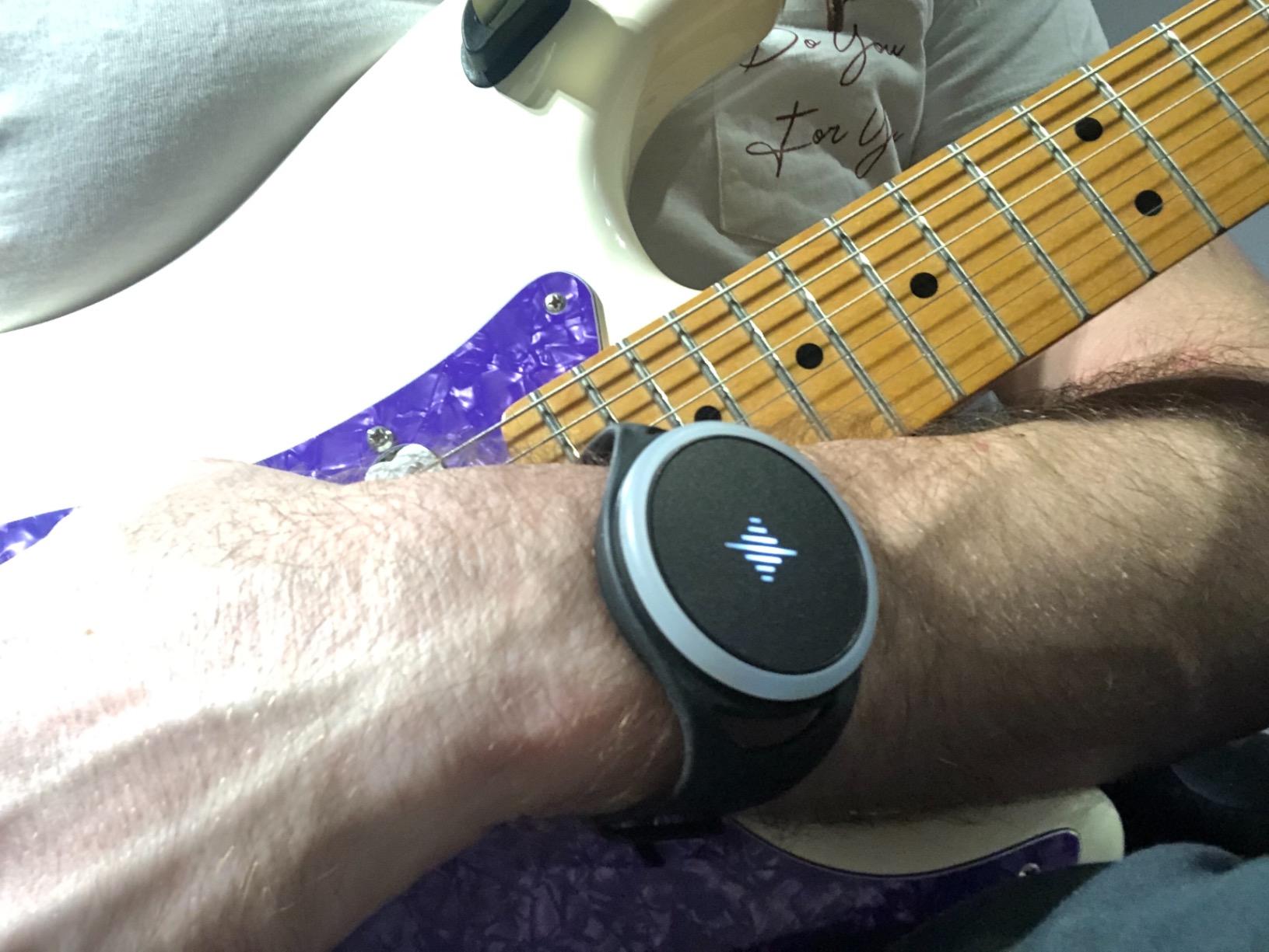 Soundbrenner Pulse, Vibrating Metronome for All Musicians and Instruments, Perfect for Drums, Guitar, Piano and More, Best in Show at NAMM customer photo 1