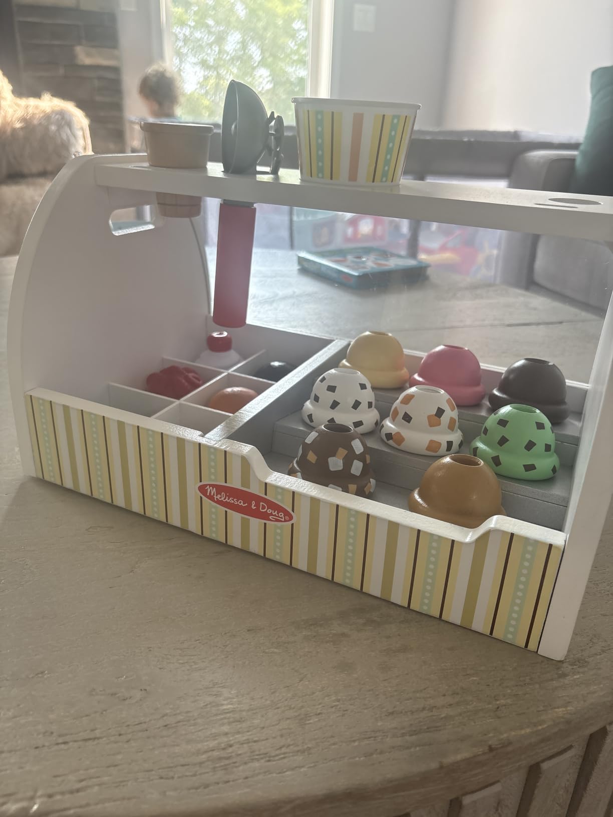 Melissa & Doug Wooden Scoop & Serve Ice Cream Counter, Pretend Play Store, 28 Toy Food & Play Kitchen Accessories, Preschool Toys for Girls & Boys 3+ customer photo 2