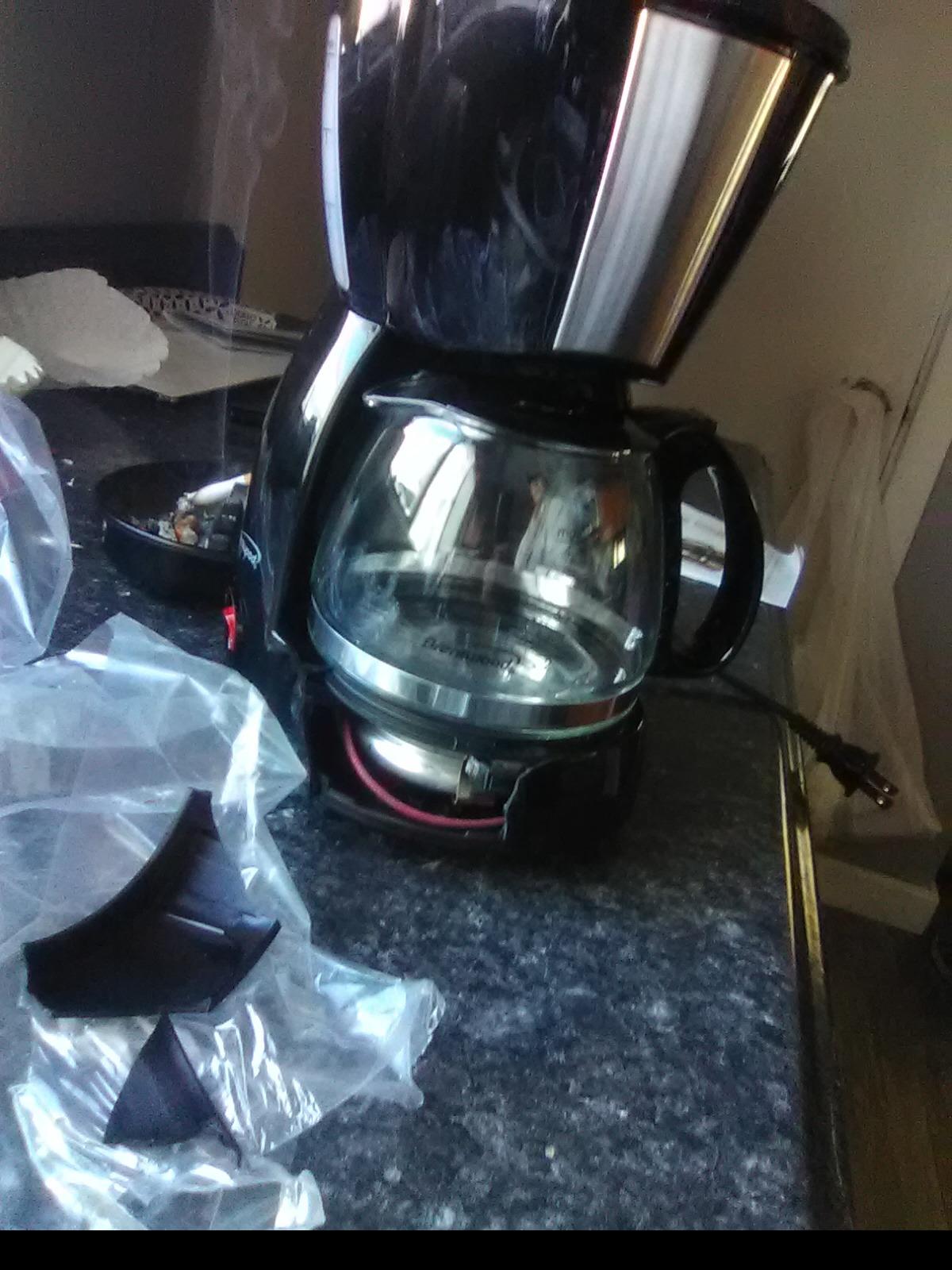 Brentwood Coffee Maker, 4-Cup, Black customer photo 2