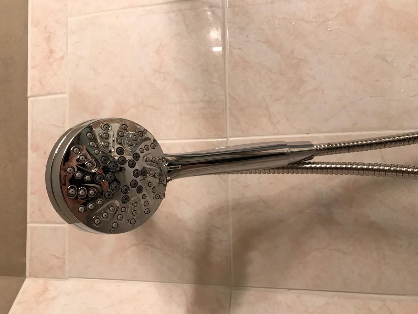 Moen Engage Magnetix Shower Head with Handheld Sprayer, 6 Spray Functions, Spot Resist Brushed Nickel, 26100EPSRN customer photo 1