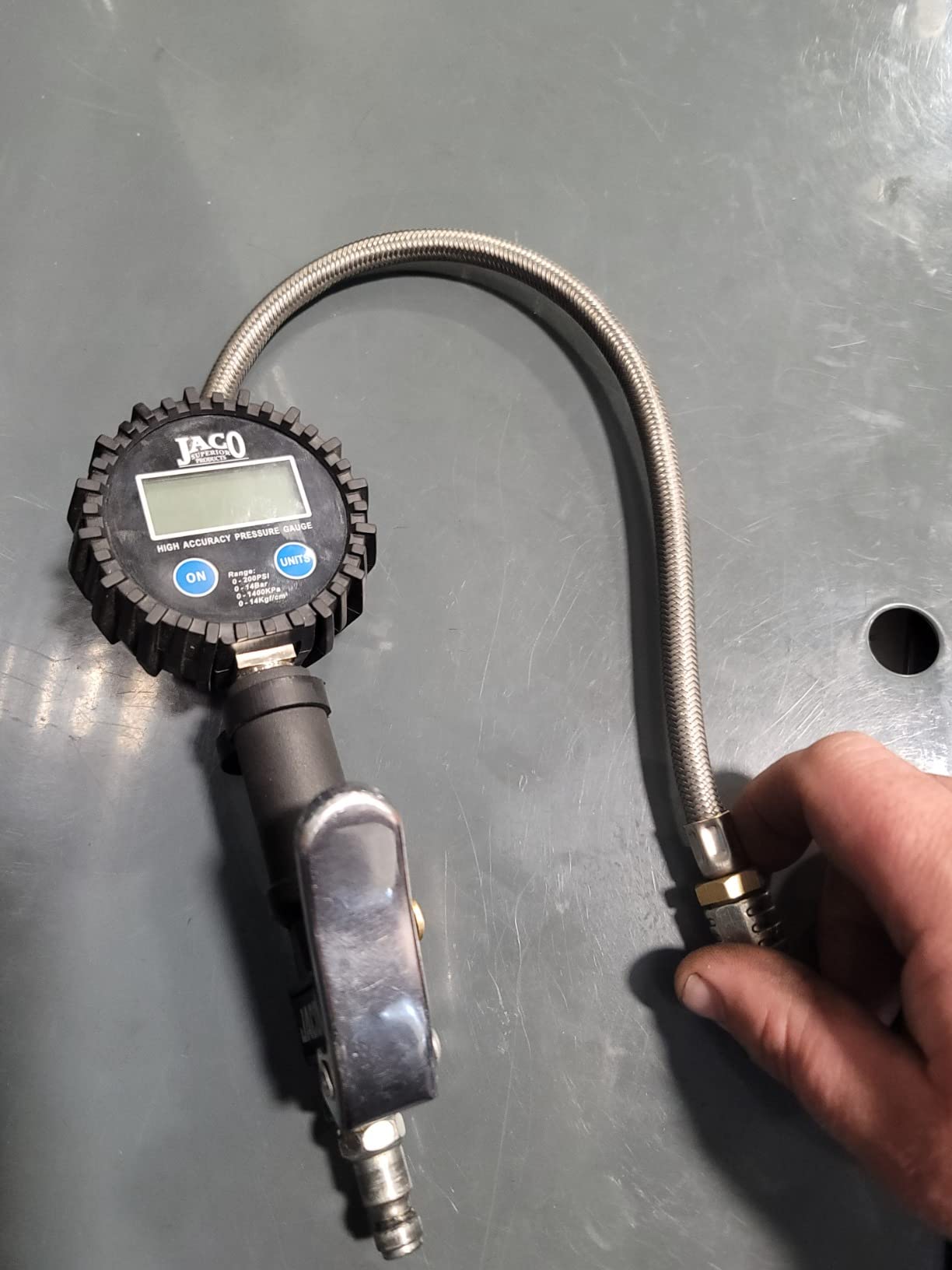 JACO FlowPro Digital Tire Inflator with Pressure Gauge - 200 PSI customer photo 2