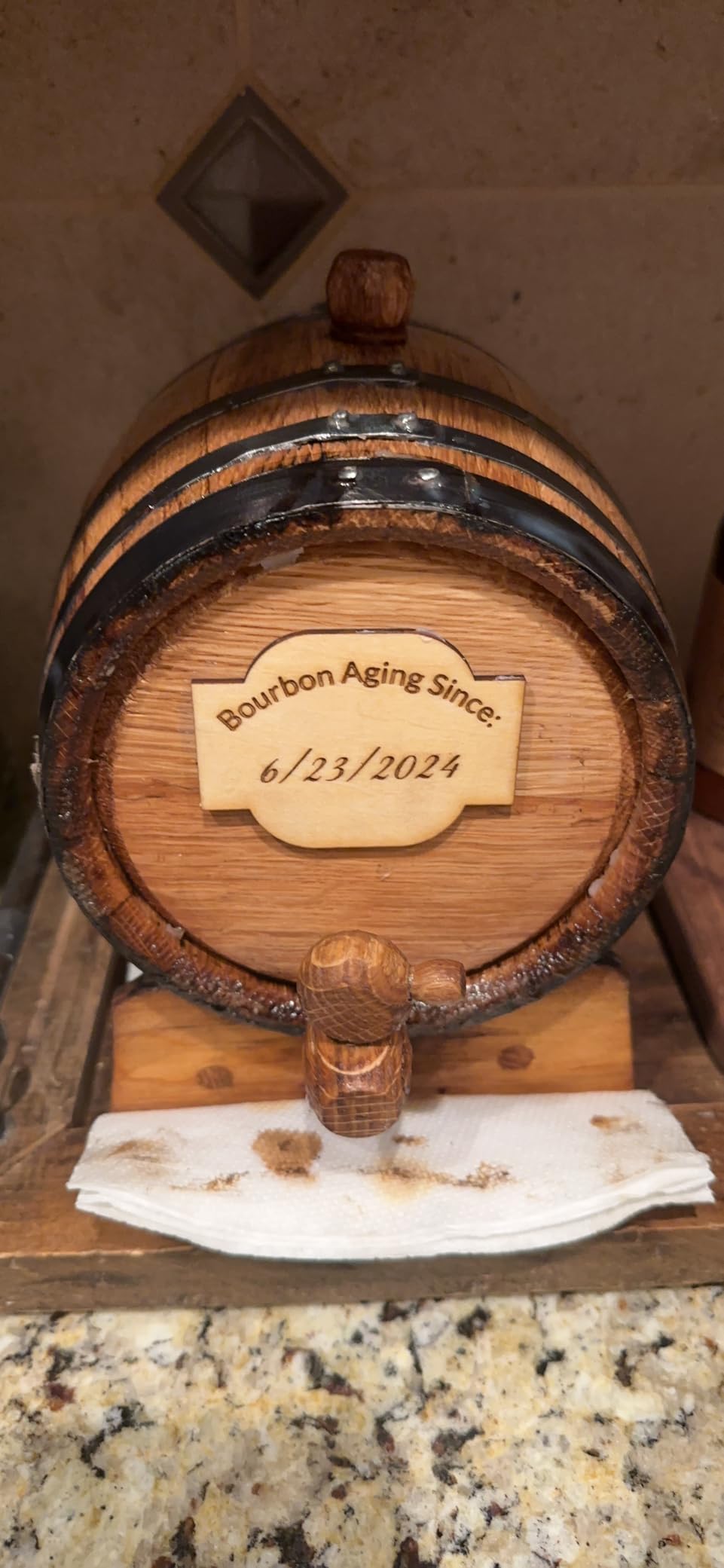 2 Liter American Charred Oak Aging Barrel, Mini Whiskey Barrel Keg customer photo 1