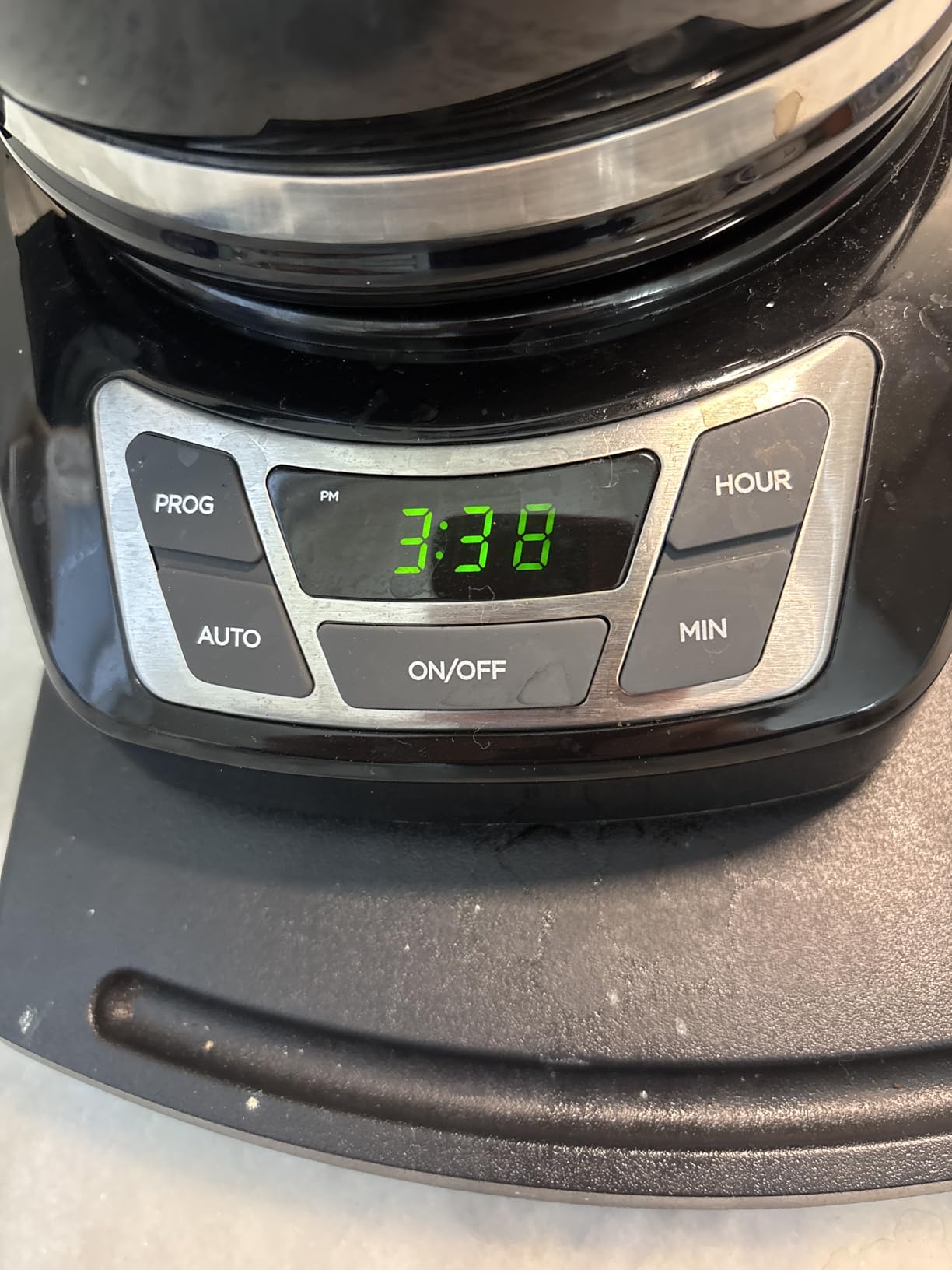BLACK+DECKER 12-Cup Drip Coffee Maker with Vortex Brewing customer photo 1