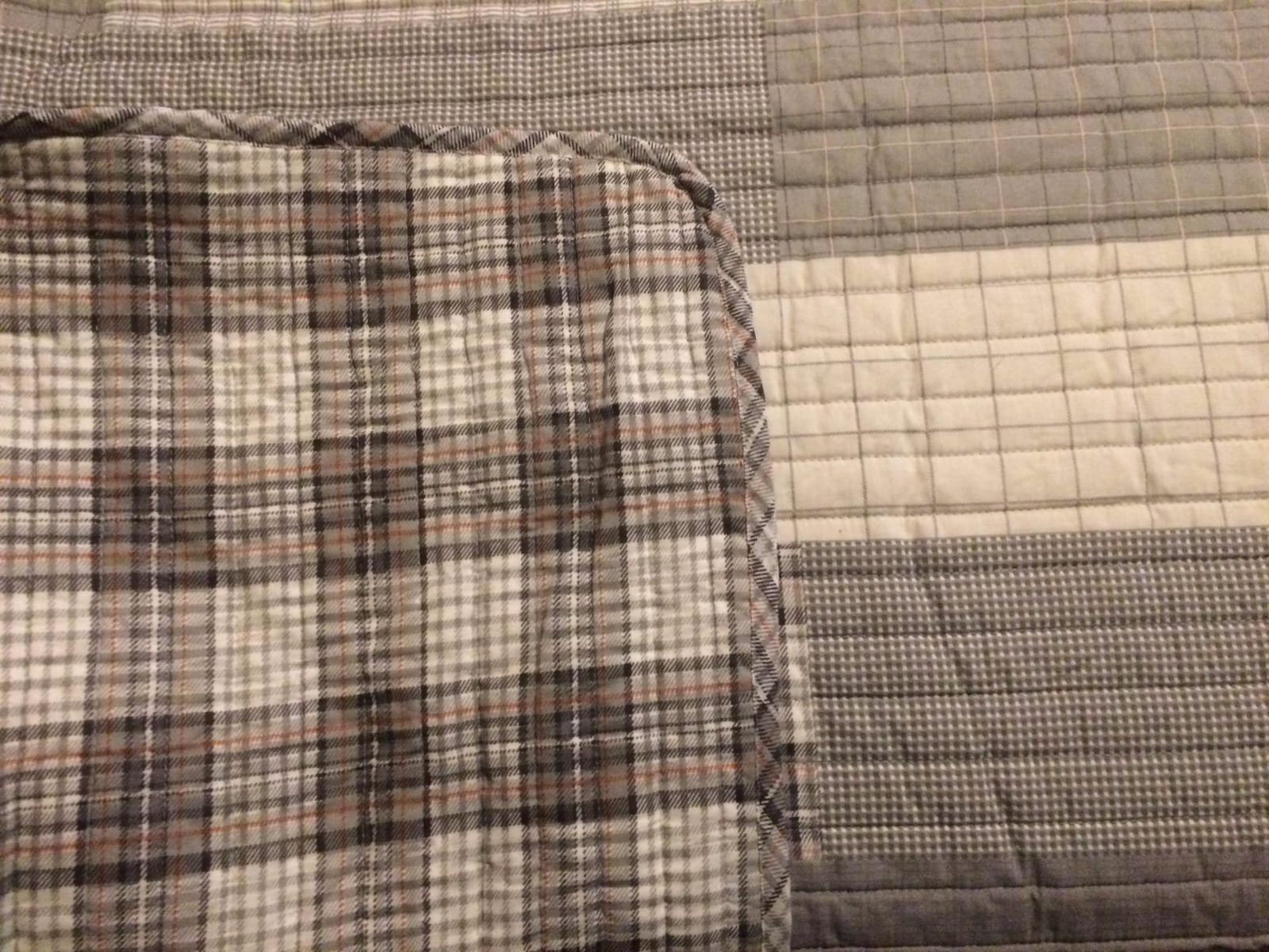 Eddie Bauer - Queen Quilt Set, Soft & Reversible Bedding, Year Round Bedding, Madrona Navy customer photo 2