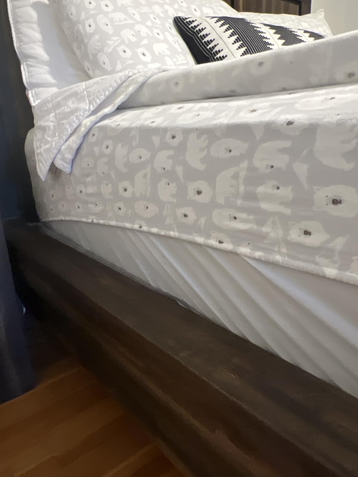 Eddie Bauer - Flannel Sheets Queen Size, Anti-Pilling & Wrinkle Resistant Cotton, Touchably Soft for All-Season Comfort - Bed Sheets with Matching Pillowcases & Fitted Sheet (Elk Grove Grey) customer photo 1