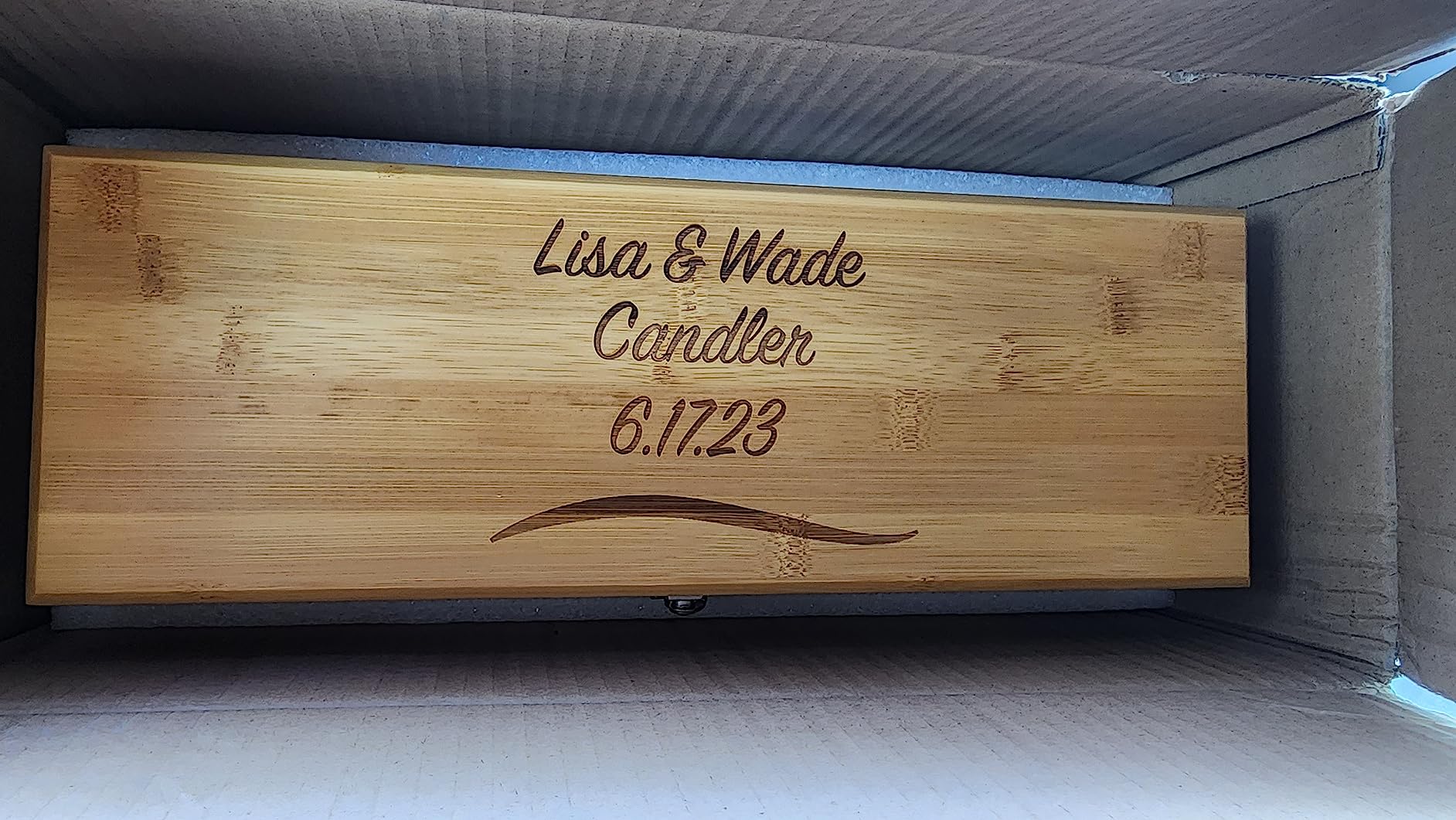 CASE ELEGANCE Bamboo Wine Box Gift Set with Wine Opener & Tools customer photo 1