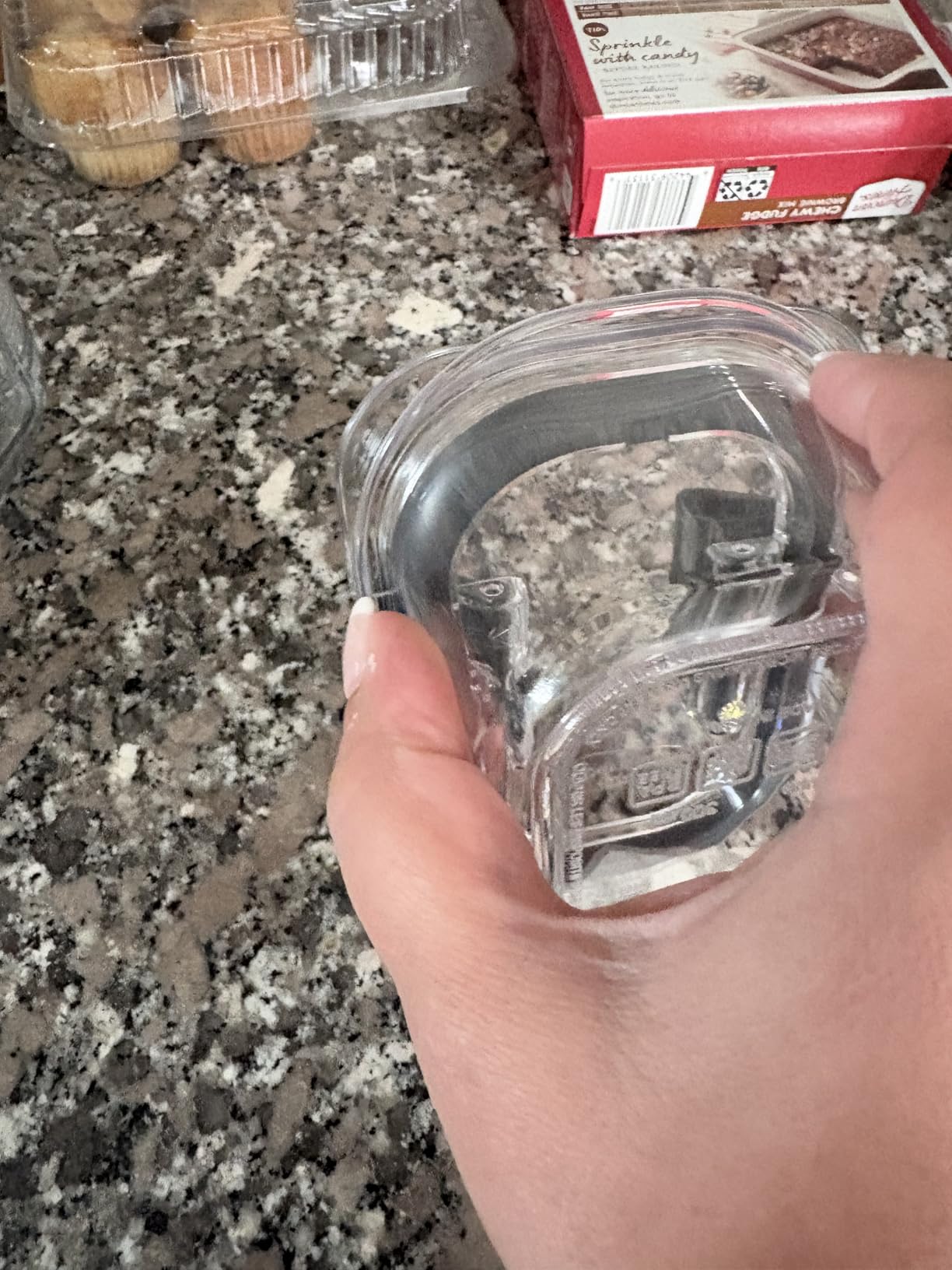 Rubbermaid Brilliance Food Storage Containers, Set of 5 (10 Pieces), BPA-Free, Leak-Proof, Clear customer photo 2