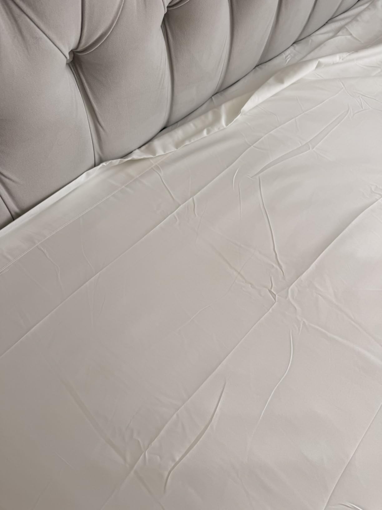 King Size 4 Piece Sheet Set - Comfy Breathable & Cooling Sheets - White | Hotel Luxury Bed Sheets for Women & Men, Deep Pockets, Easy-Fit, Extra Soft and Wrinkle Free Sheets, Oeko-Tex Bed Sheet Set customer photo 1