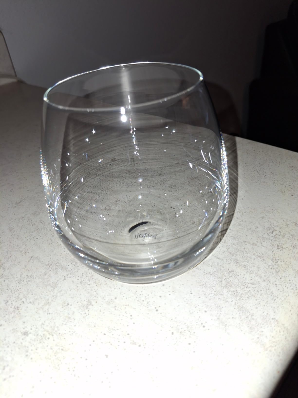 JoyJolt Spirits Stemless Wine Glasses for Red or White Wine (Set of 4)-15-Ounces customer photo 1