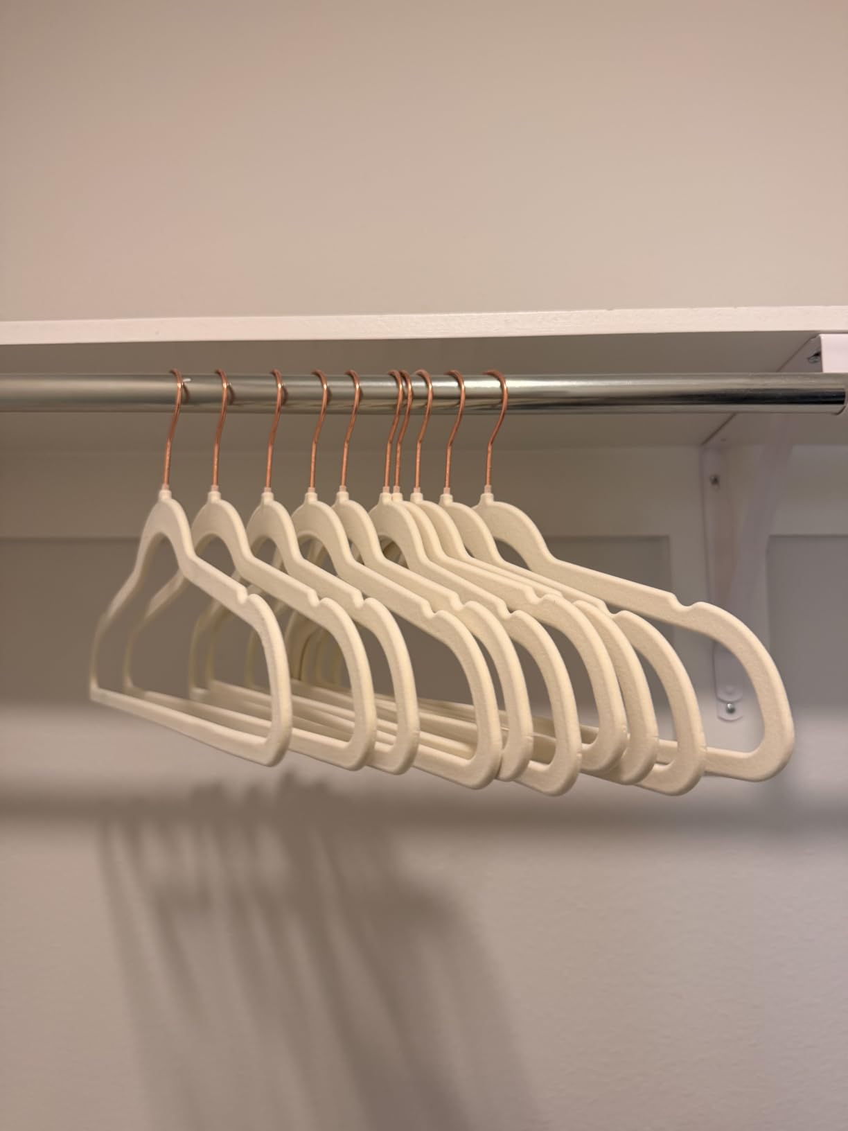 Amazon Basics Slim Velvet Non-Slip Space Saving Suit Clothes Hangers, Closet Organizer, Ivory/Beige, 30-Pack customer photo 1