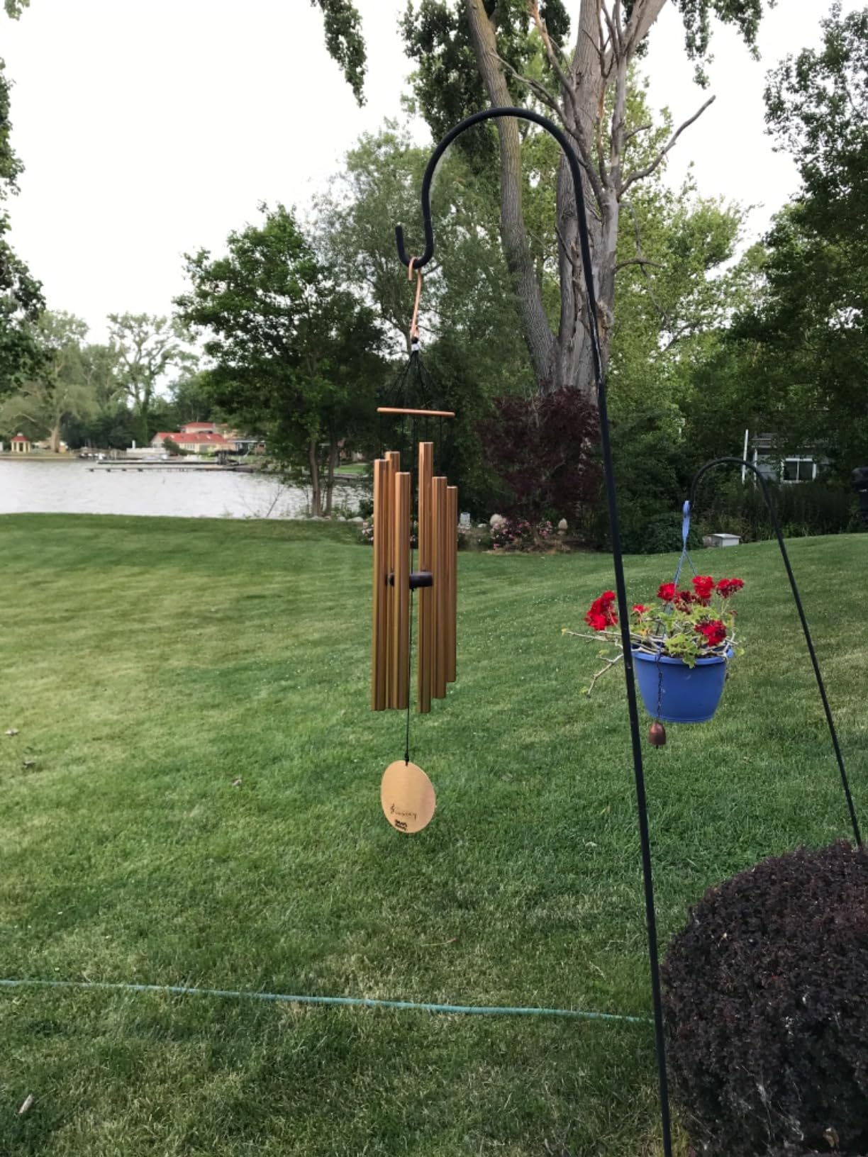 Nature's Melody Aureole Tunes Wind Chimes - Outdoor Windchime with 6 Tubes Tuned to B Pentatonic Scale, 100% Rustproof Aluminum, Powder Finish & S Hook Hanger for Sympathy, Memorial Gift or Zen Garden customer photo 2