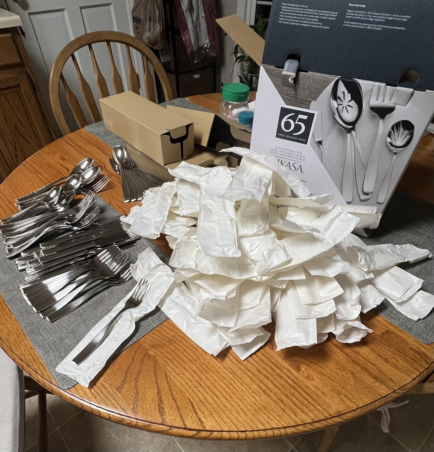 Mikasa Oliver Flatware Set, 65-Piece Service for 12, 18/10 Stainless Steel Silverware with Hammered Design and Satin Finish, Dishwasher Safe Cutlery Set customer photo 2