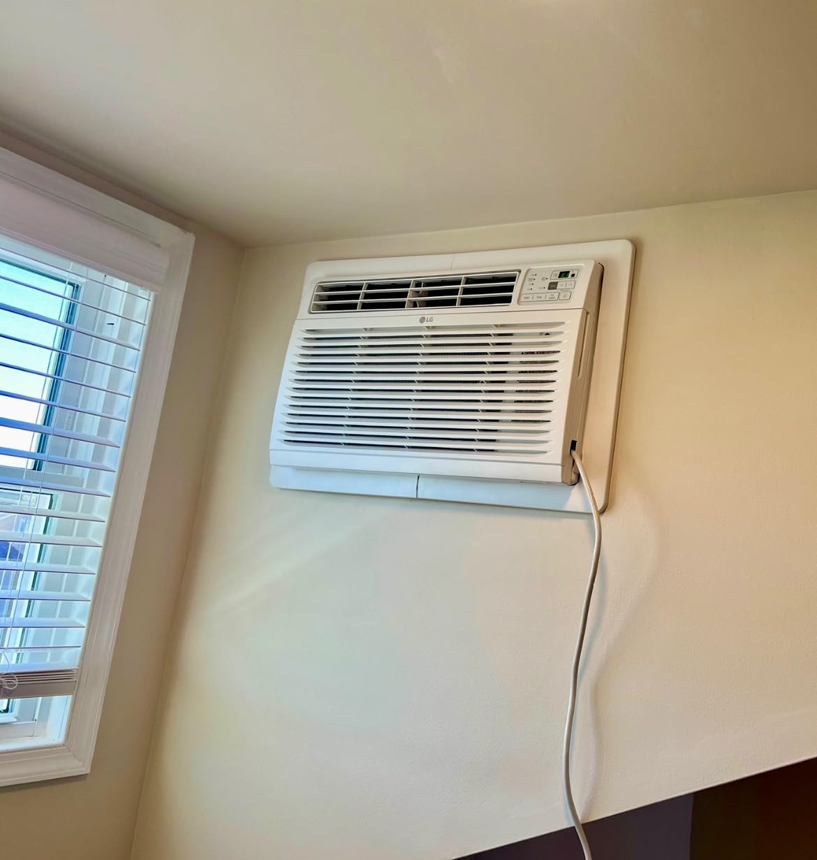LG 7,800 BTU Through the Wall Air Conditioner, 115V, AC Wall Unit for Rooms up to 330 Sq. Ft., Perfect for Bedroom or Office, Wall Mounted AC Unit with Remote and 3 Cool & Fan Speeds, White customer photo 2