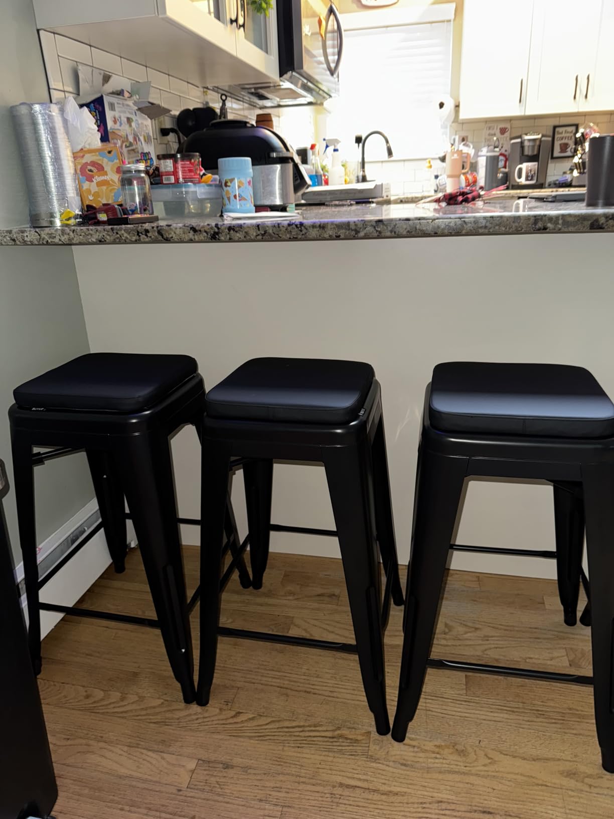 FDW 24 Inch Metal Bar Stools Set of 4 Black Counter Height Industrial Bar Chairs Patio Stool Stackable Backless Stool Indoor Outdoor Metal Kitchen Stools Bar Chairs customer photo 2