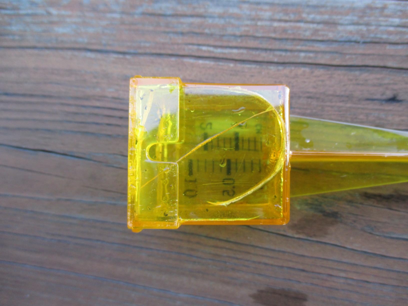Taylor 2715 2-in-1 Rain Gauge and Sprinkler Gauge, Measure and Monitor Precipitation, Easy to Read for Backyard, Patio, Garden, and Lawn, Yellow customer photo 1