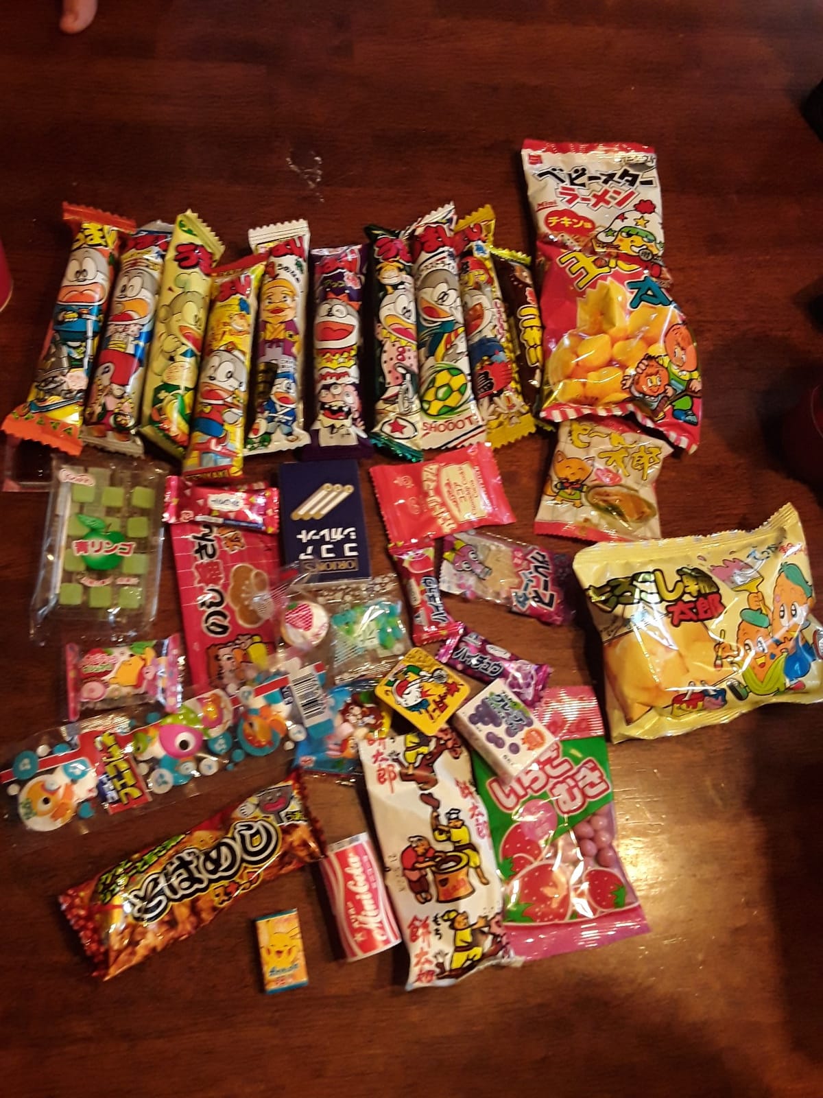 Japanese Snack Assortment 35 pcs of 27 types Full of