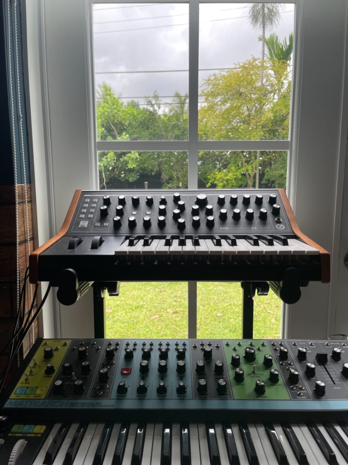 MOOG Subsequent 37 Paraphonic Analog Synthesizer | 37 Semi Weighted Keys, Headphone Amp, 256 Presets, Screen and Software Editor customer photo 1
