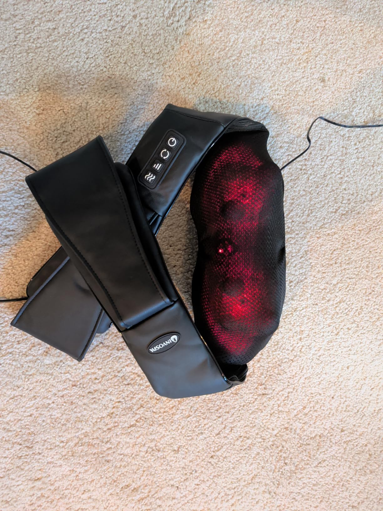 InvoSpa Shiatsu Neck and Back Massager with Heat - Deep Kneading Pillow for Massage - Electric Full Body Massager customer photo 2