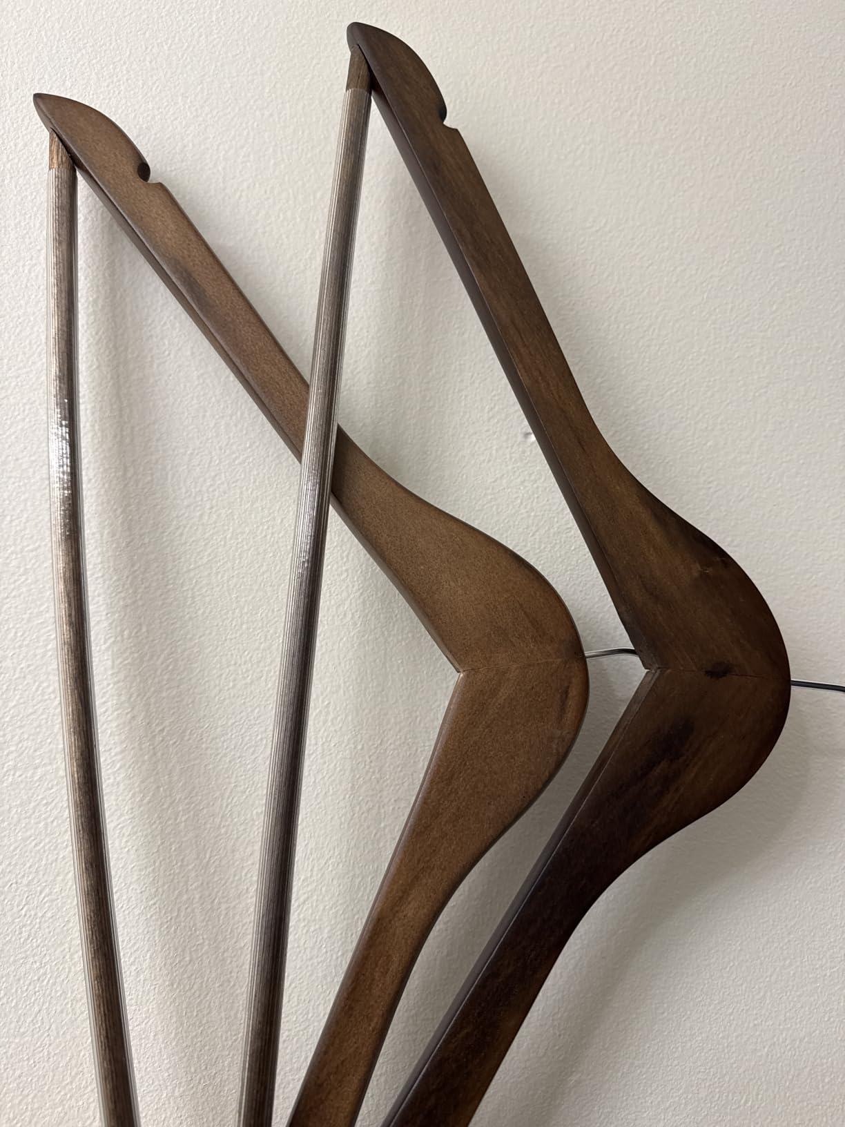Zober Wooden Hangers 20 Pack, Heavy Duty Clothes Hangers, Non Slip, Natural customer photo 2