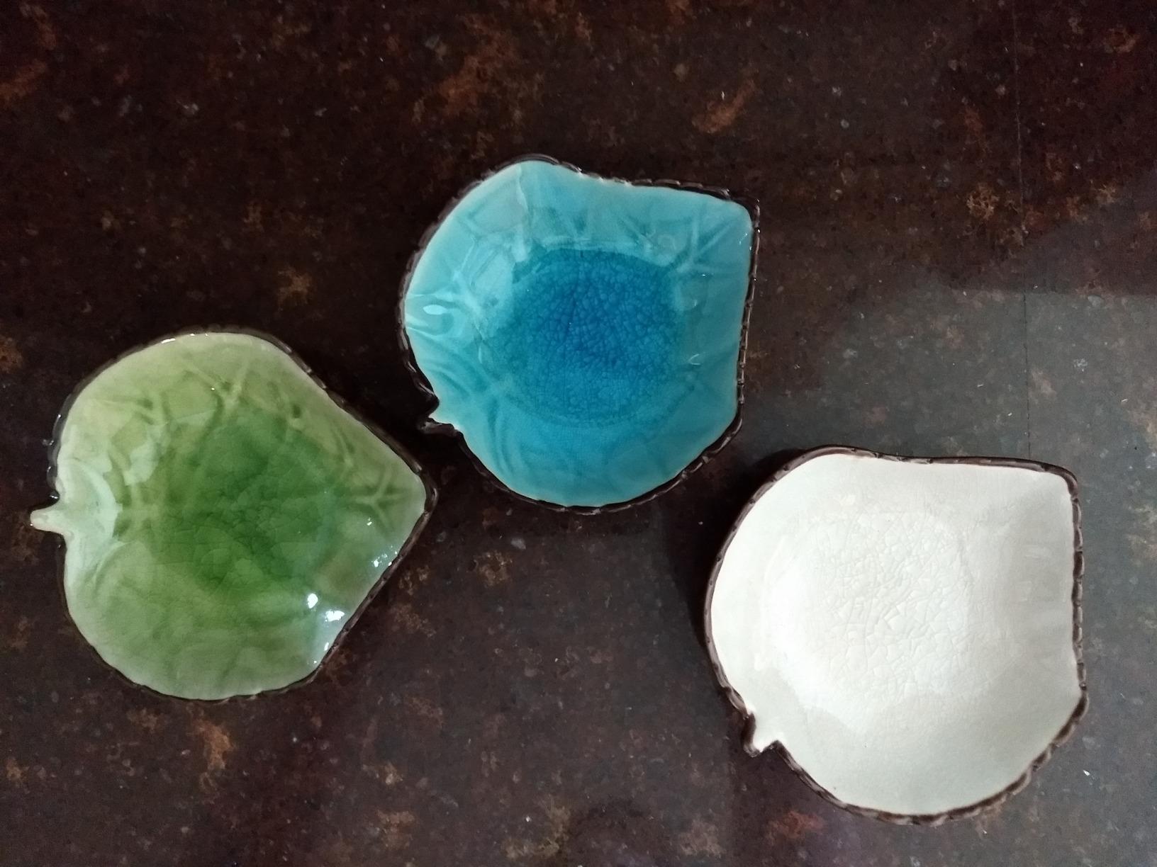 WAIT FLY Lovely Grape Leaves Shaped Ceramics Seasoning Dishes/Tea Bag Holders/Ketchup Saucer/Appetizer Plates Set of 3 customer photo 1