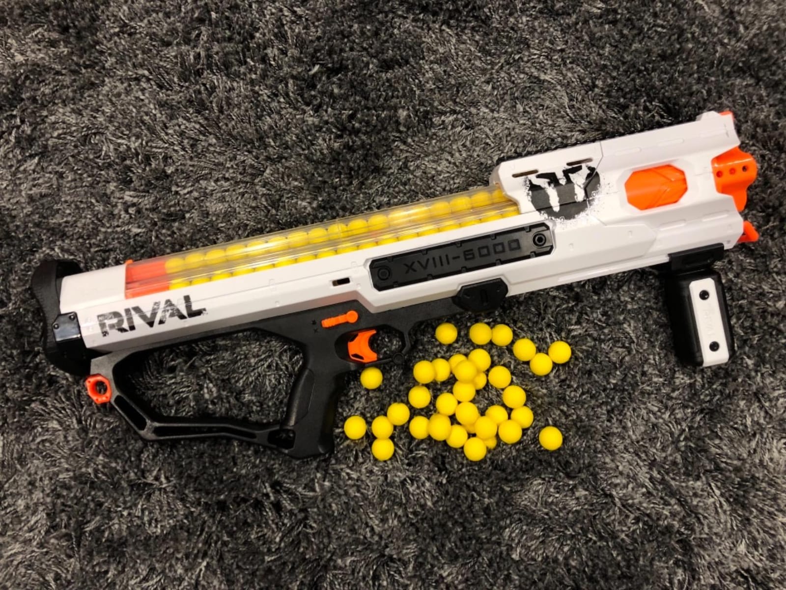 Nerf Rival Phantom Corps Hades XVIII-6000 Blaster with Rival Ammo and Colored Flags for Ages 14+ (Amazon Exclusive) customer photo 2