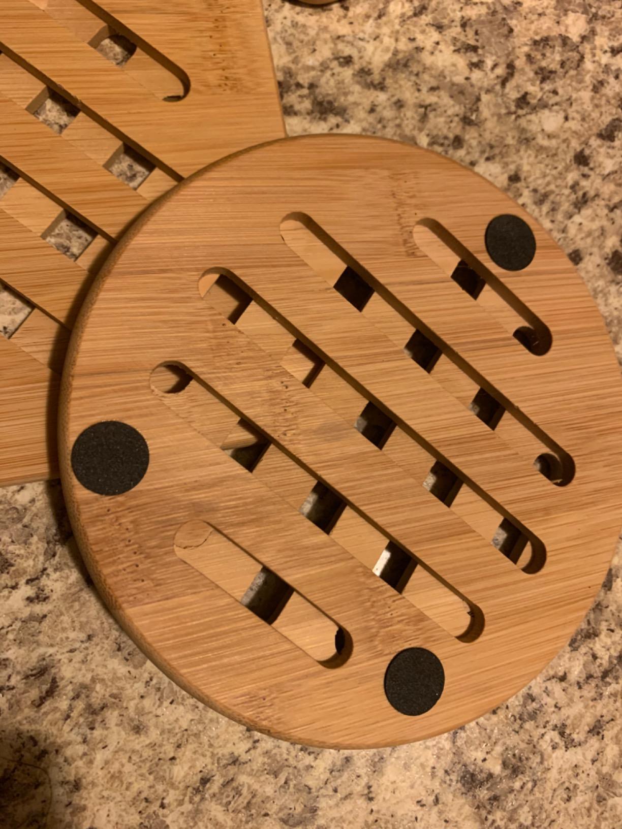 Hot Pads Trivet, Table Solid Bamboo Wood Trivets for Hot Dishes and Pot with Non-Slip Pads Heat Resistant Pads Teapot Trivet 4pcs(Multi Size,2 Square 2 Round) customer photo 2