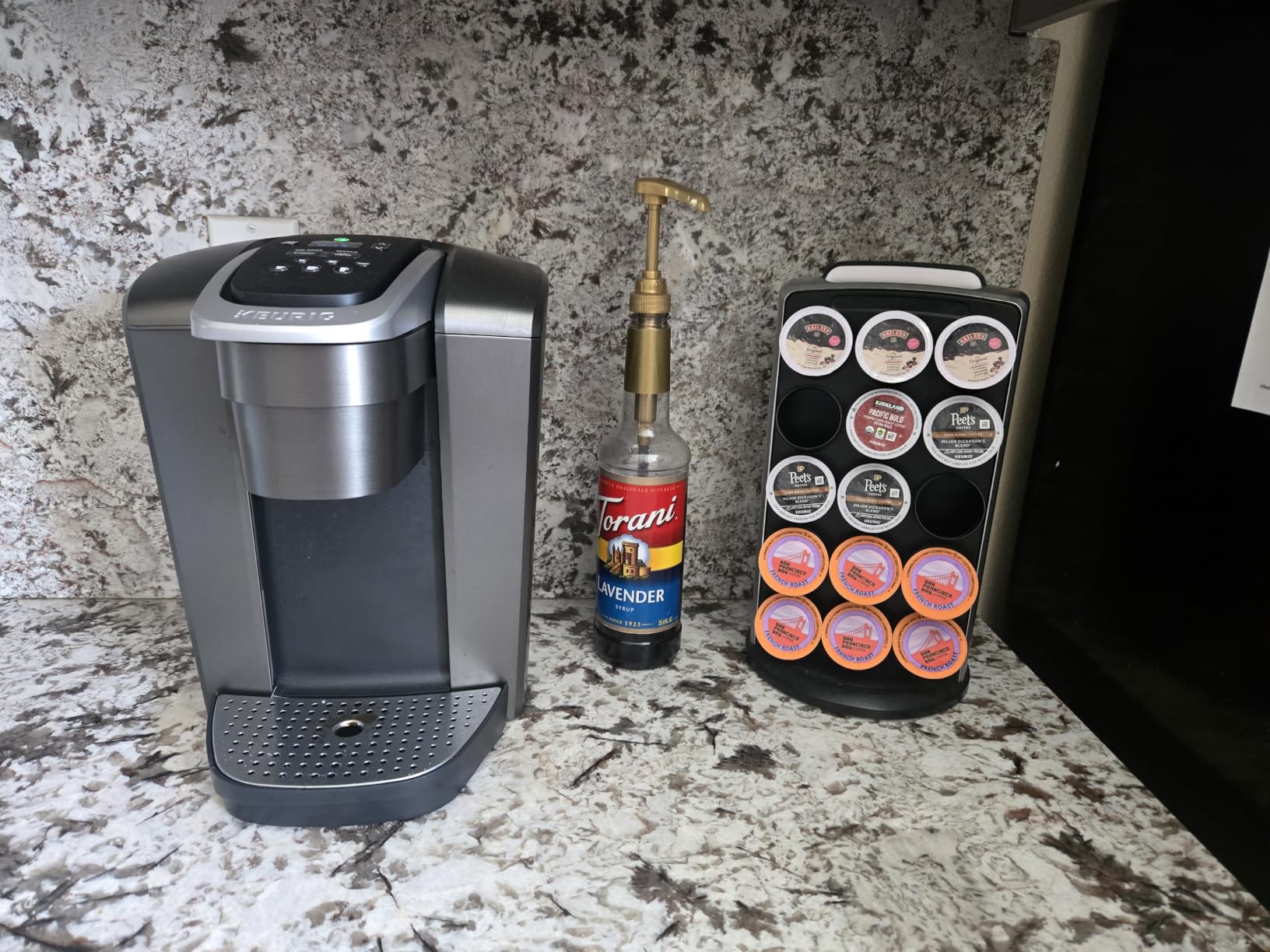 Keurig K-Elite Single Serve K-Cup Pod Coffee Maker, with Strength and Temperature Control, Iced Coffee Capability, 8 to 12oz Brew Size, Programmable, Brushed Silver customer photo 1
