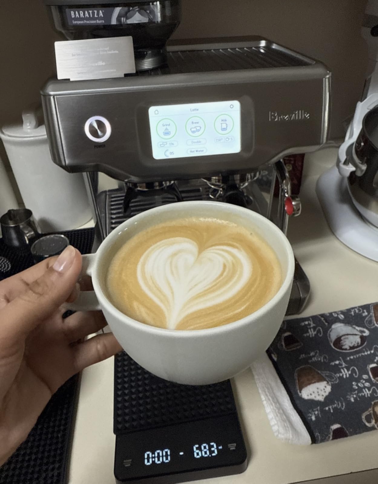 Breville BES880BSS Barista Touch Espresso Machine, Brushed Stainless Steel | Pull barista-quality espresso shots, lattes and cappuccinos at home with semi-automatic coffee maker with built-in grinder customer photo 2