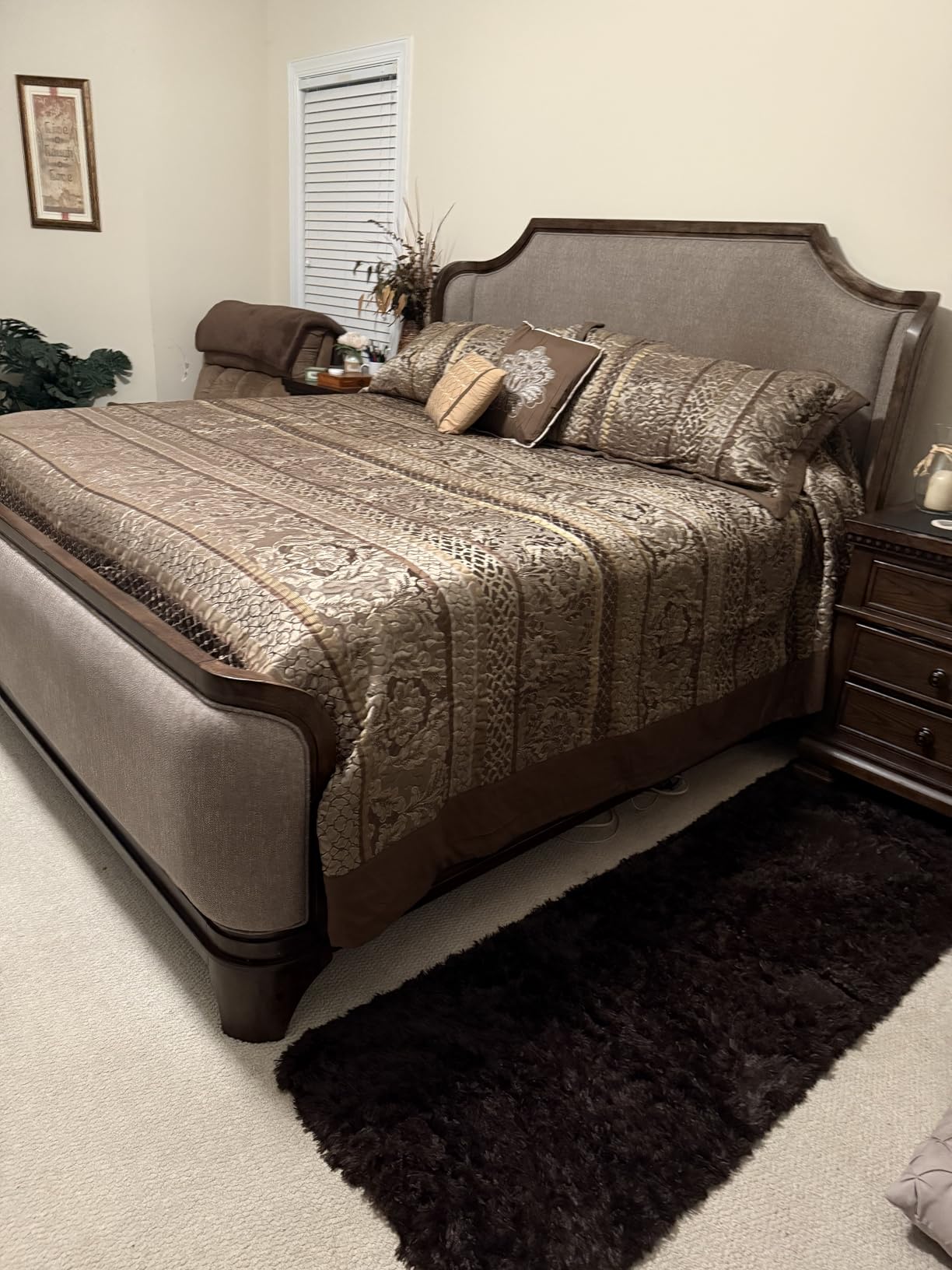 Madison Park Queen Quilt Bedding Set, Traditional Jacquard Damask, 5PC | All Season Quilted Coverlet with Shams and Decorative Pillows, Lightweight & Reversible Bedspread Set, Brown customer photo 2