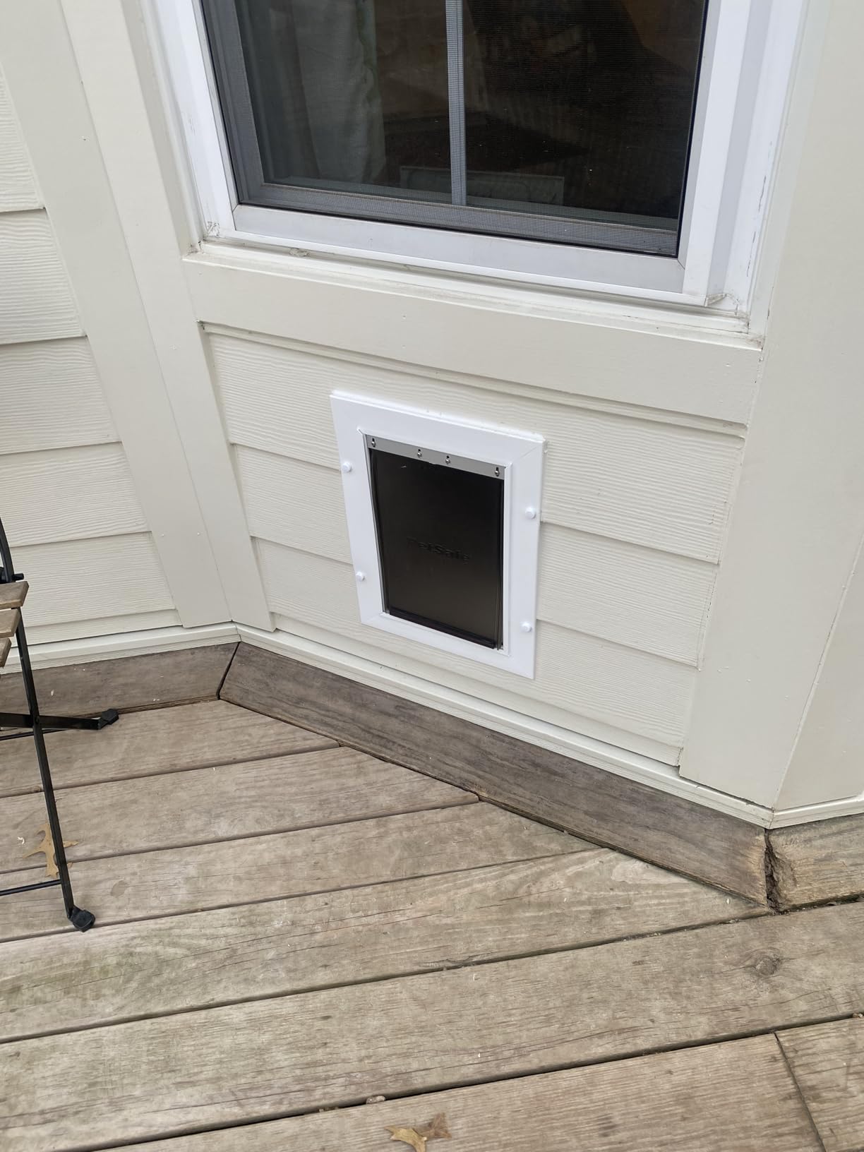 PetSafe Wall Entry Pet Door, Telescoping, Dogs up to 100 lb, Large | Insulates Better Than Metal, Interior & Exterior Install, Weatherproof Double-Flap, DIY Telescoping Tunnel 4.75-7.25 in Walls customer photo 2