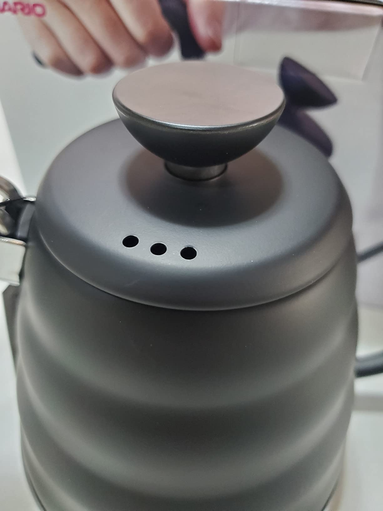 Hario V60 Buono Gooseneck Drip Kettle, 1200ml, Matte Black customer photo 2
