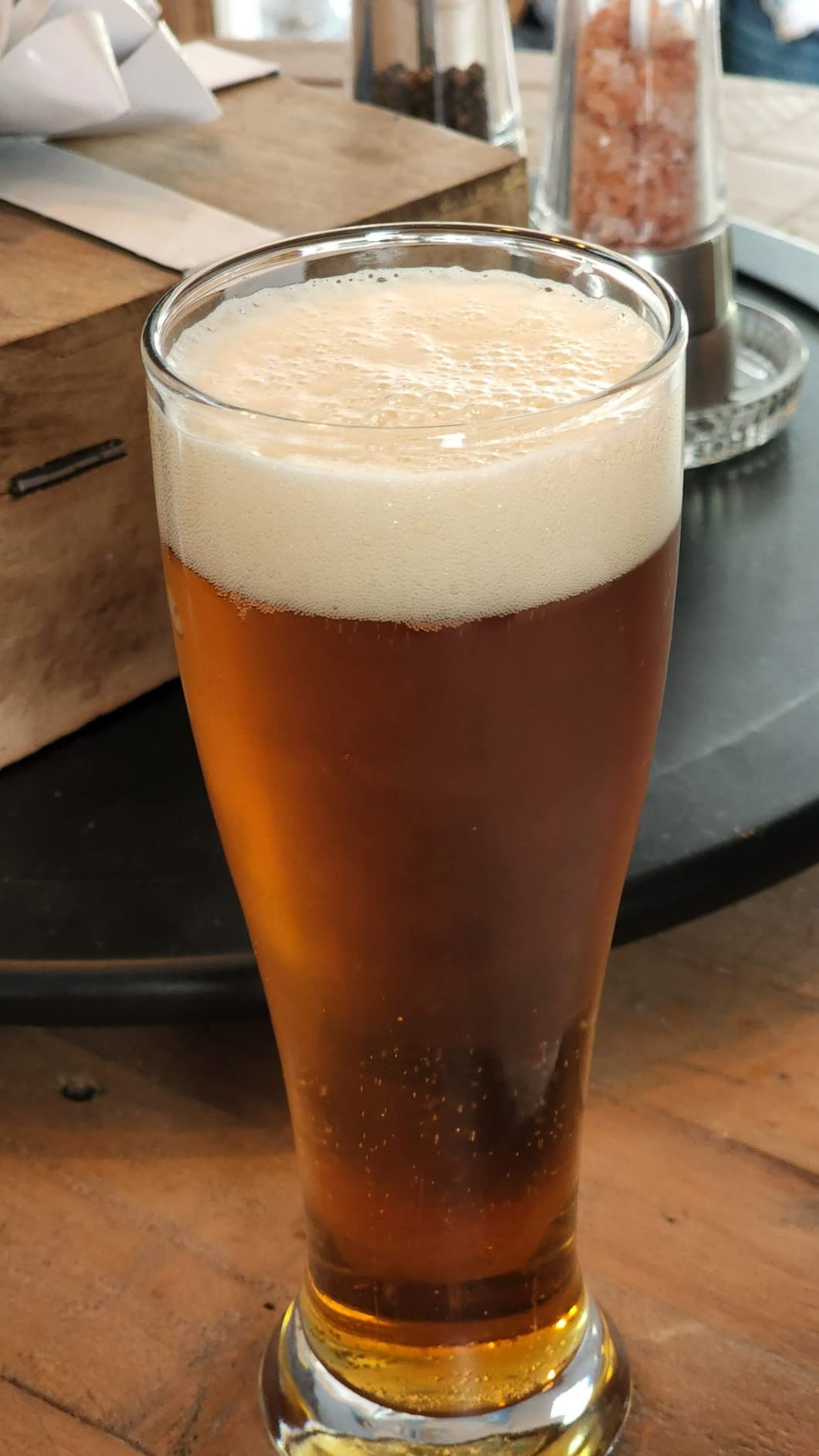 DU VINO USA Made Nucleated Pilsner Glasses- Etched Beer Glass for Better Head Retention, Aroma and Flavor - 16 oz Craft Beer Glasses for Beer Drinking Bliss - 4 Pack customer photo 1